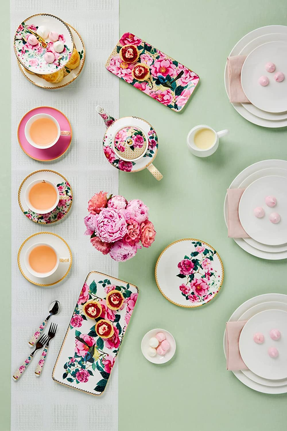 Maxwell & Williams Teas & C'S Silk Road Footed Cup & Saucer 200ML White Gift Boxed image number 2