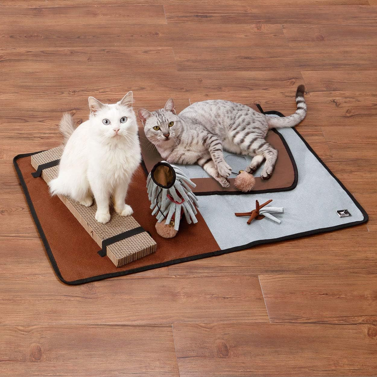 Petio Necoco Indoor Play Mat for Cats
