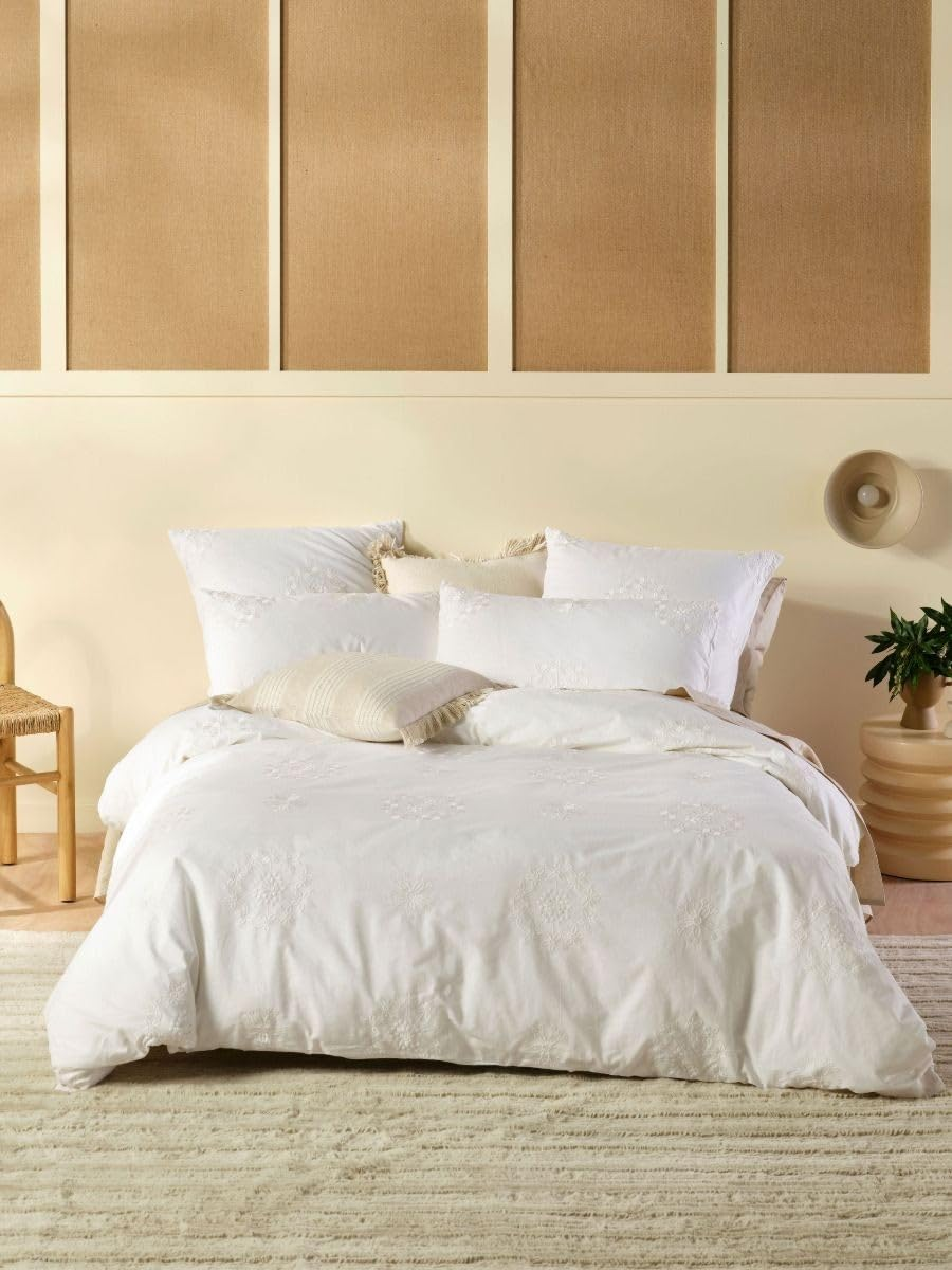Linen House Amore Quilt Cover Set, White, Super King Size - Pink image number 7
