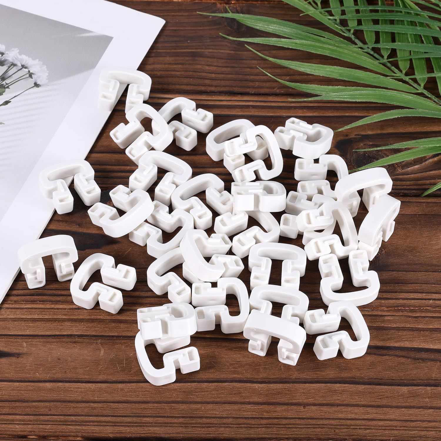 30Pcs Soccer Net Clips, 1.26X1.18 Inch ABS Net Connection Clips Net Lock Clip Soccer Goal Net Repair Replacement Attachment for Playground Stadium Sport Training Equipment Accessories image number 1