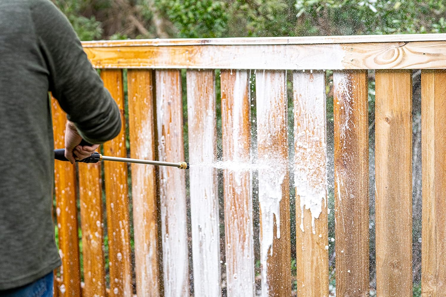 Dewalt 4500PSI Side Grip Spray Gun with Adaptor image number 1