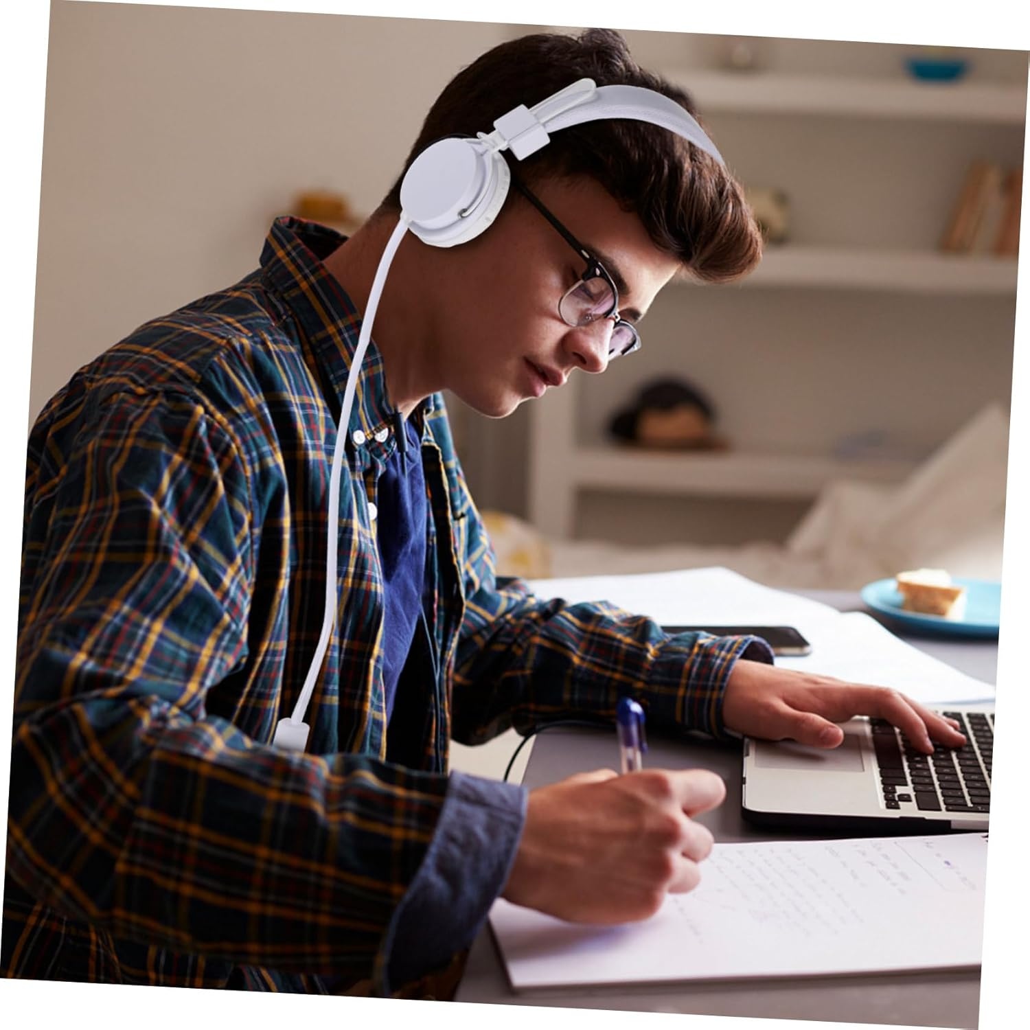 POPETPOP Wired Over-Head Gaming Headphones with Microphone for Computer, Bass Stereo Sound, White Color, Suitable for Pc Gamers and Online Streaming image number 4