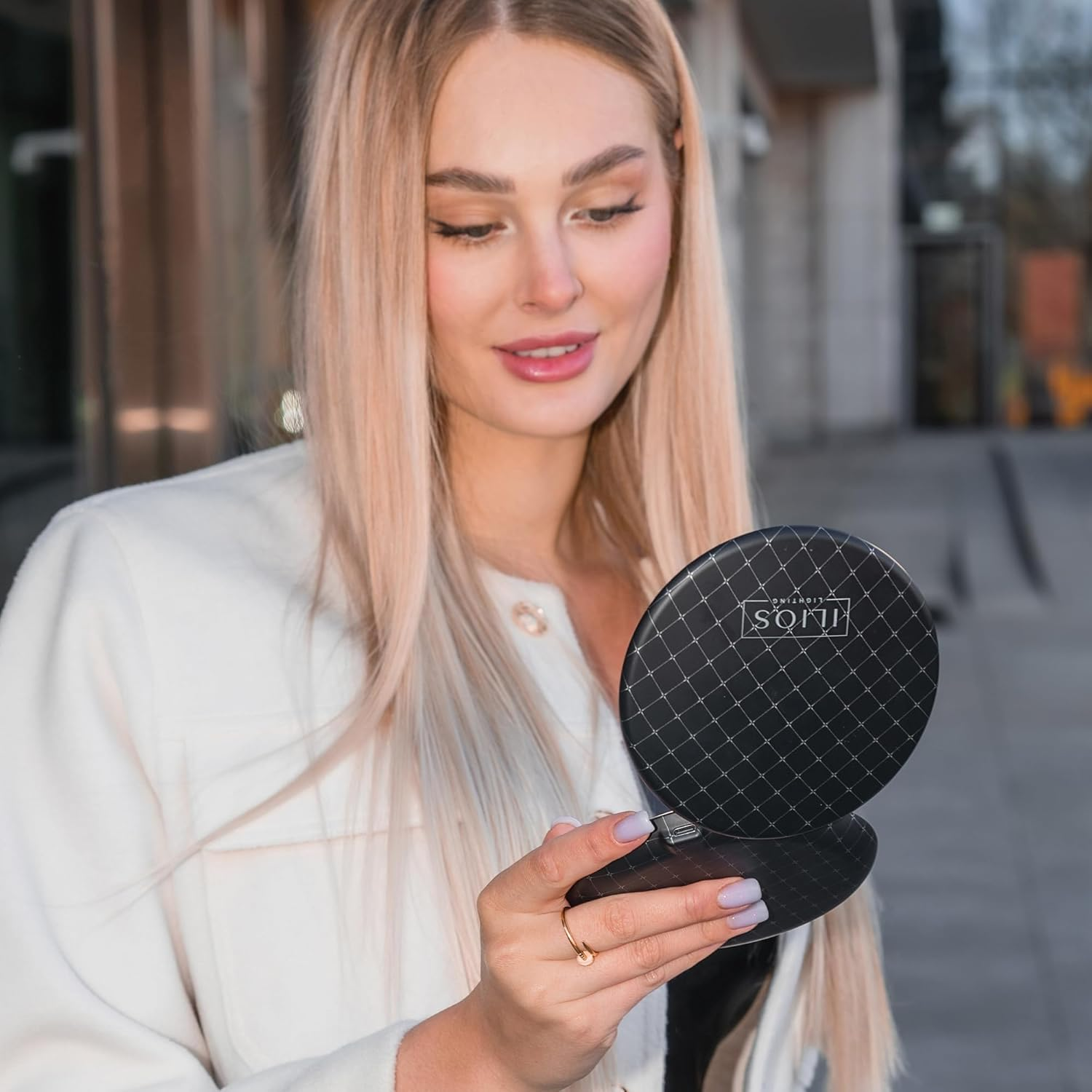 Ilios Lighting Black LED Compact Mirror with Light and 1X and 10X Magnifying Mirror in 5-Inch Mini Size Ideal for Travel image number 5