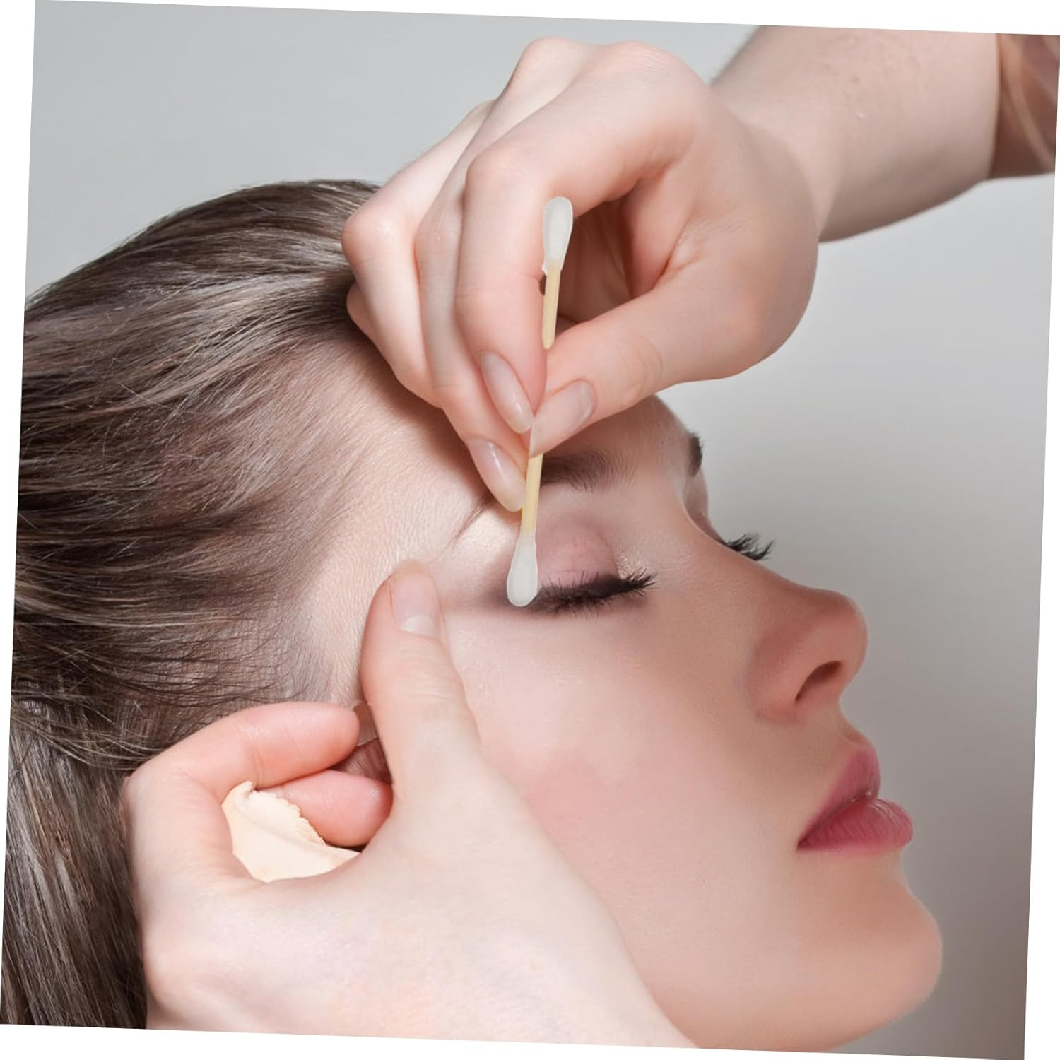 KICHOUSE 100Pcs Sterilized Cotton Swabs Tips Makeup Removal Ear Cleaning Wooden Handles Double Tipped for Travel image number 4