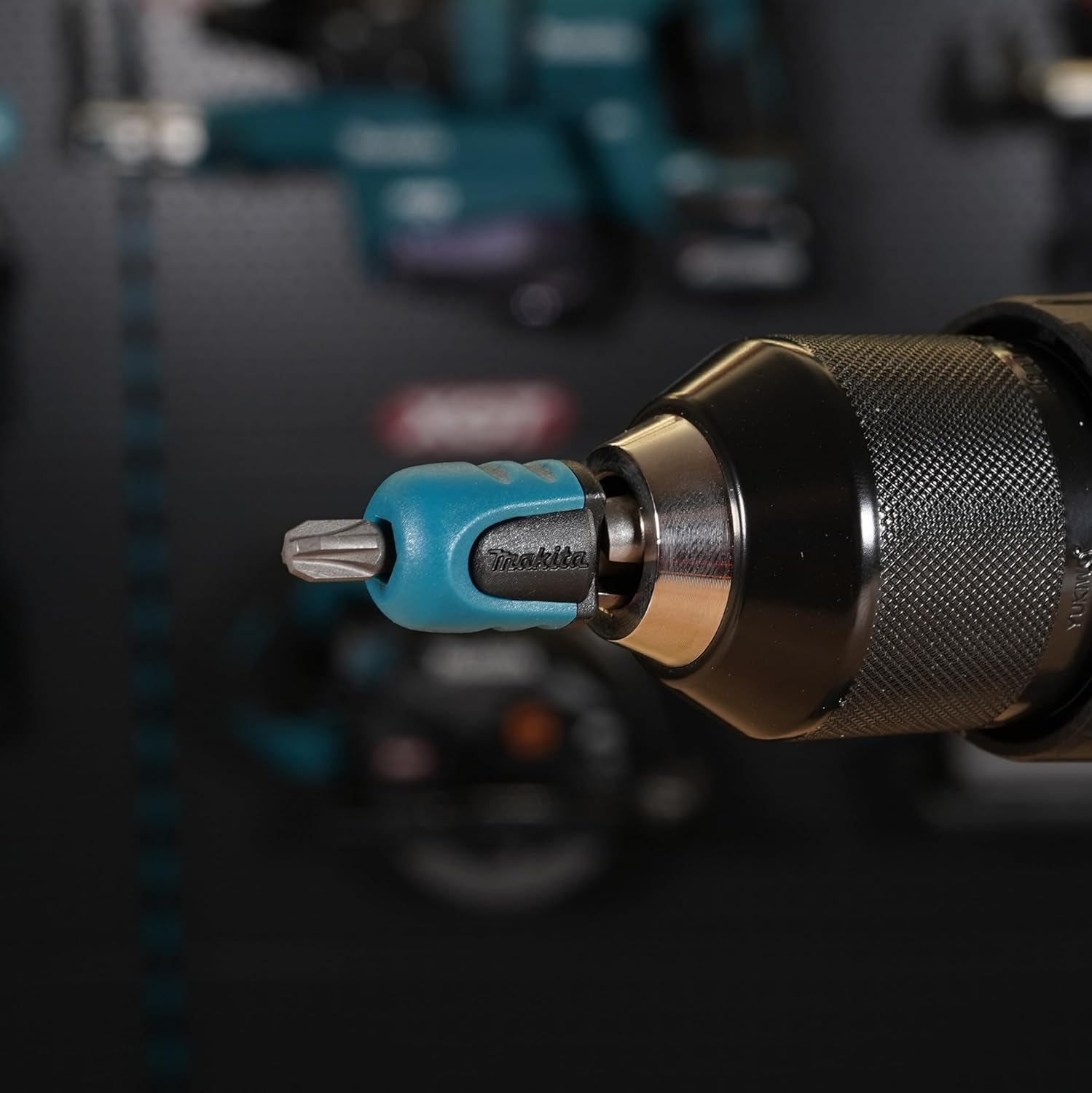 Makita Impact Premier Magnetic Boost Adaptor image number 3