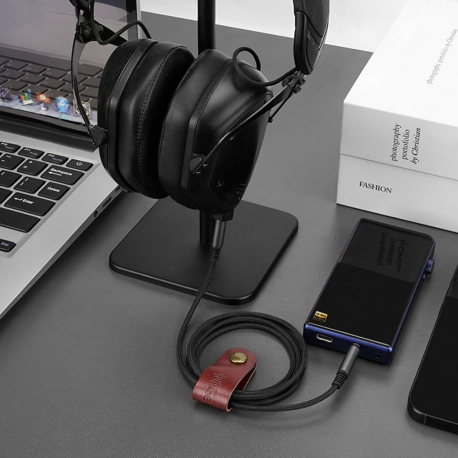 Geekria Audio Cable Compatible with V-Moda Crossfade 3/2/LP2, M-100, M-80, V-80 Headphones, 1/8" (3.5Mm) to 3.5Mm Braided Nylon Replacement Stereo Cord (4 Ft / 1.2 M) image number 1