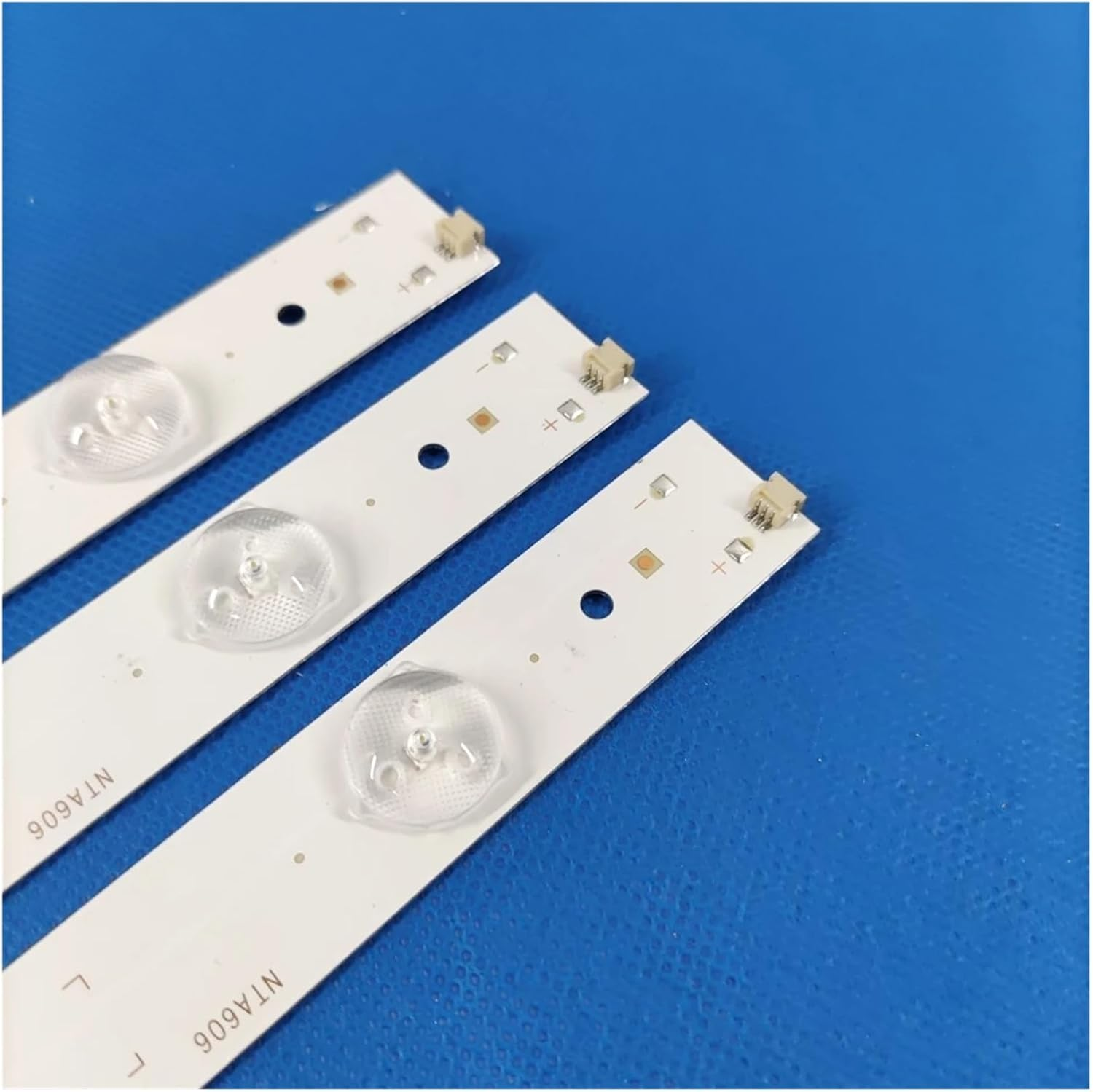 LED Strips for G.-RUNDIG 32 TV 32CLE6525 32CLE6525BG 32VLE6520 32VLE6520BH 32GHB700 2014ARC320_3228_B07_REV1.0_140917 LM41 00100A image number 3