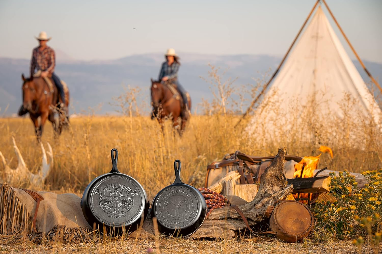 Lodge Yellowstone - 10.5" Square Grill Pan, Cowboy on Horseback image number 4