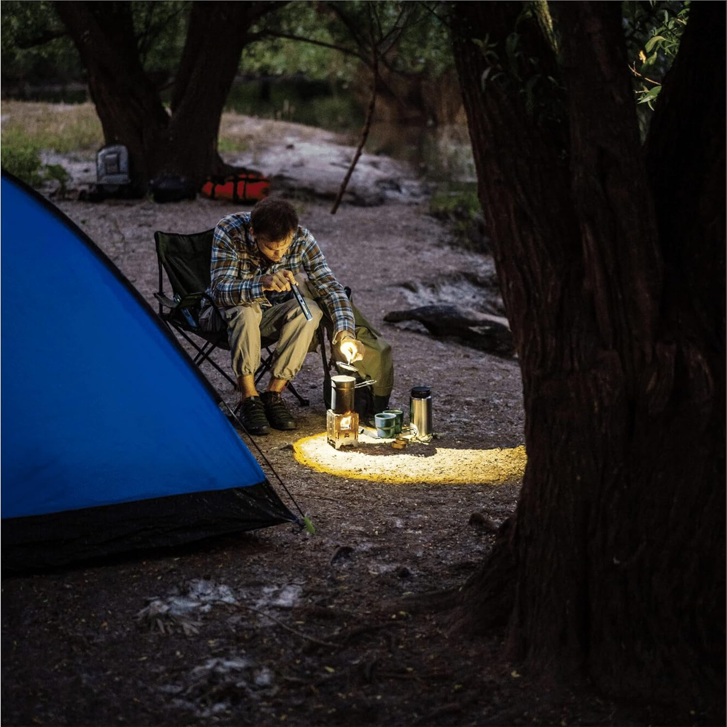 HAZET LED Pen Lamp 1979-11 I Small and Compact Workshop Lamp with High Light Output Continuously Dimmable Includes Magnet for Mounting image number 3