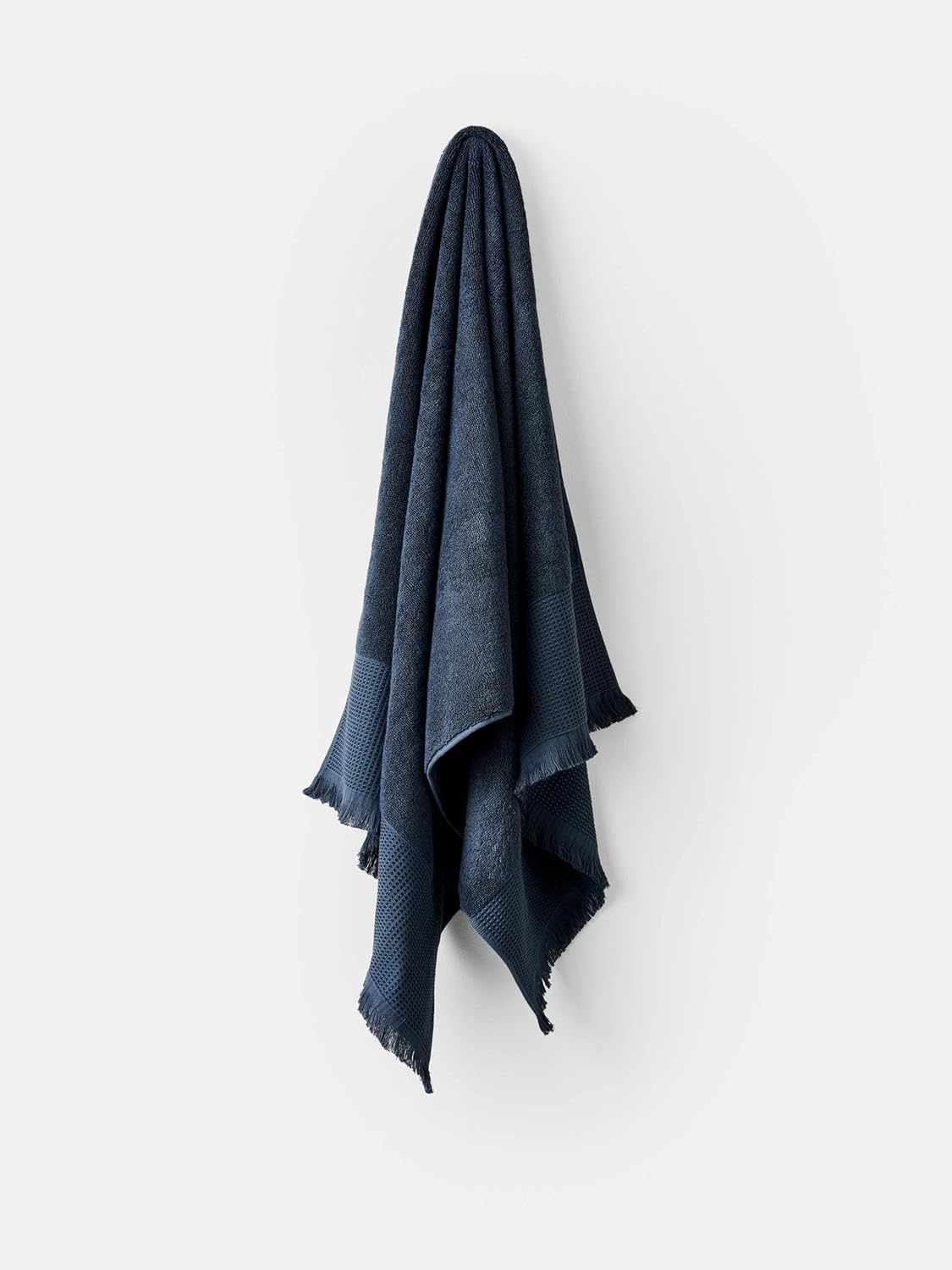 Linen House Aria Cotton/Bamboo Slate Hand Towel - 550 GSM image number 2
