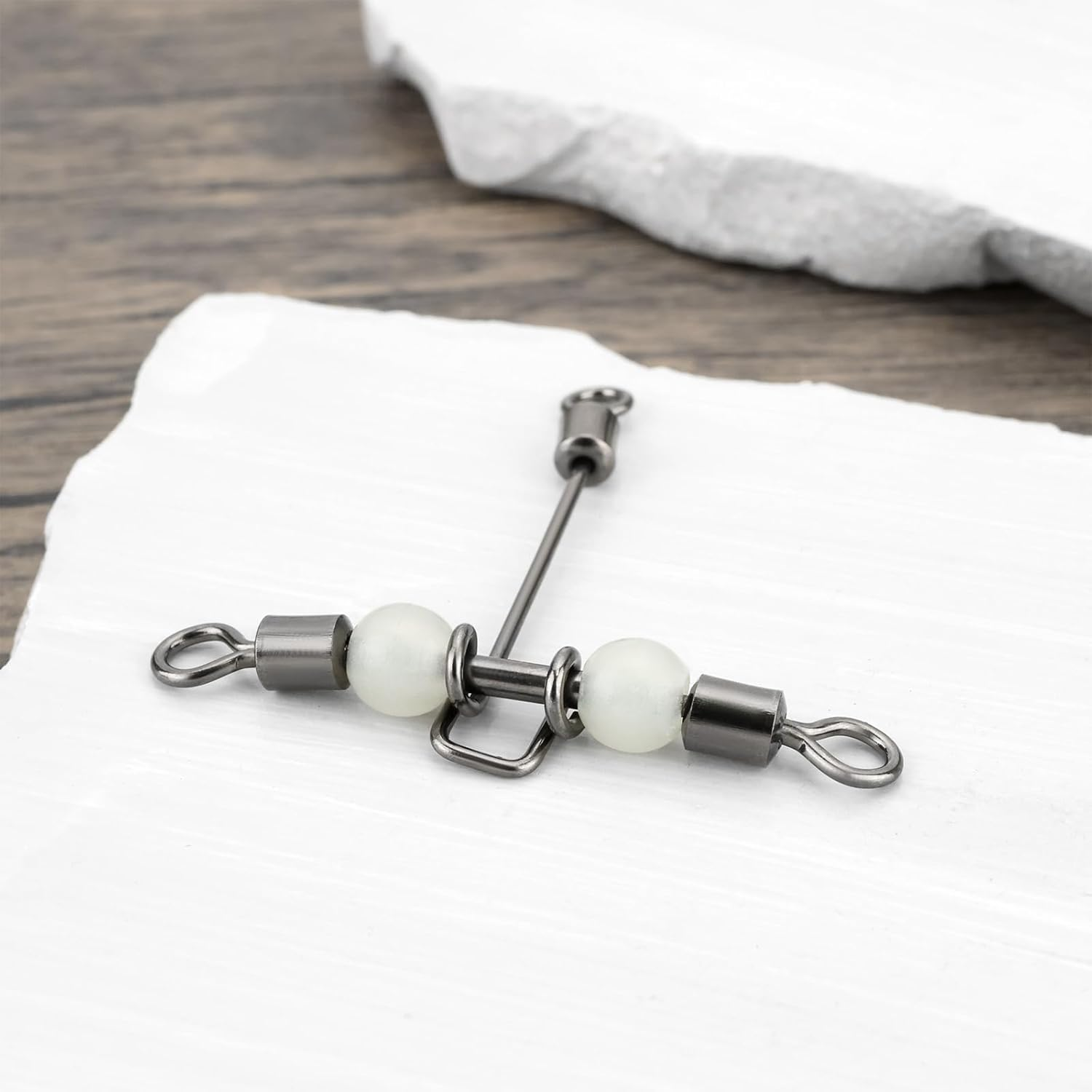 Emsea 20Pcs Heavy Duty 3 Way Fishing Swivels Luminous Triple T-Barrel Cross Line Swivels with Pear Beads for Saltwater Freshwater Tackle - 1/0X1 image number 2