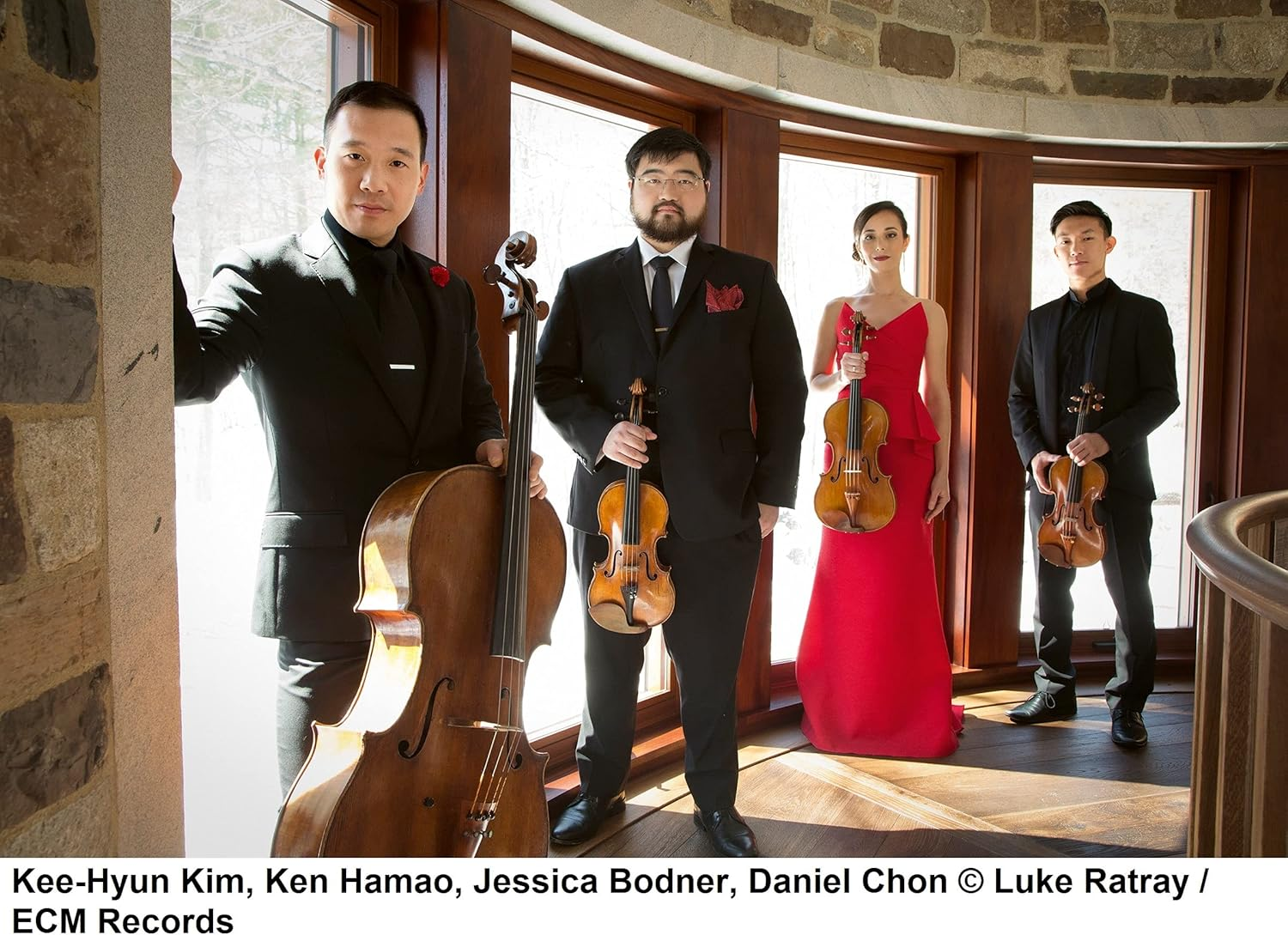 Six Moments Musicaux / String Quintet Op 97 image number 4