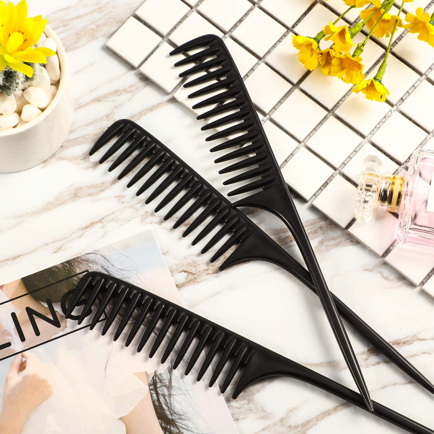 Leinuosen 3 Pack Wide Tooth Tail Combs, Black Carbon Fiber Teasing Salon Back Styling Comb anti Static Heat Resistant, Suitable for All Kinds of Hair