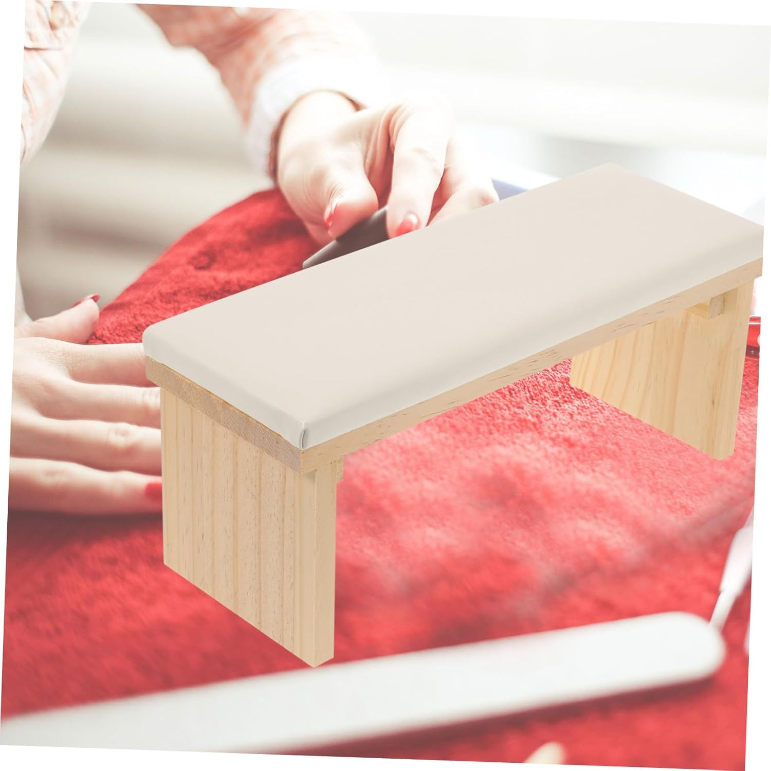 ELAYARD Nail Arm Rest Manicure Hand Cushion Stylish PU Surface Easy to Clean for Nail and Enthusiasts Essential Accessory for Manicure Table image number 4