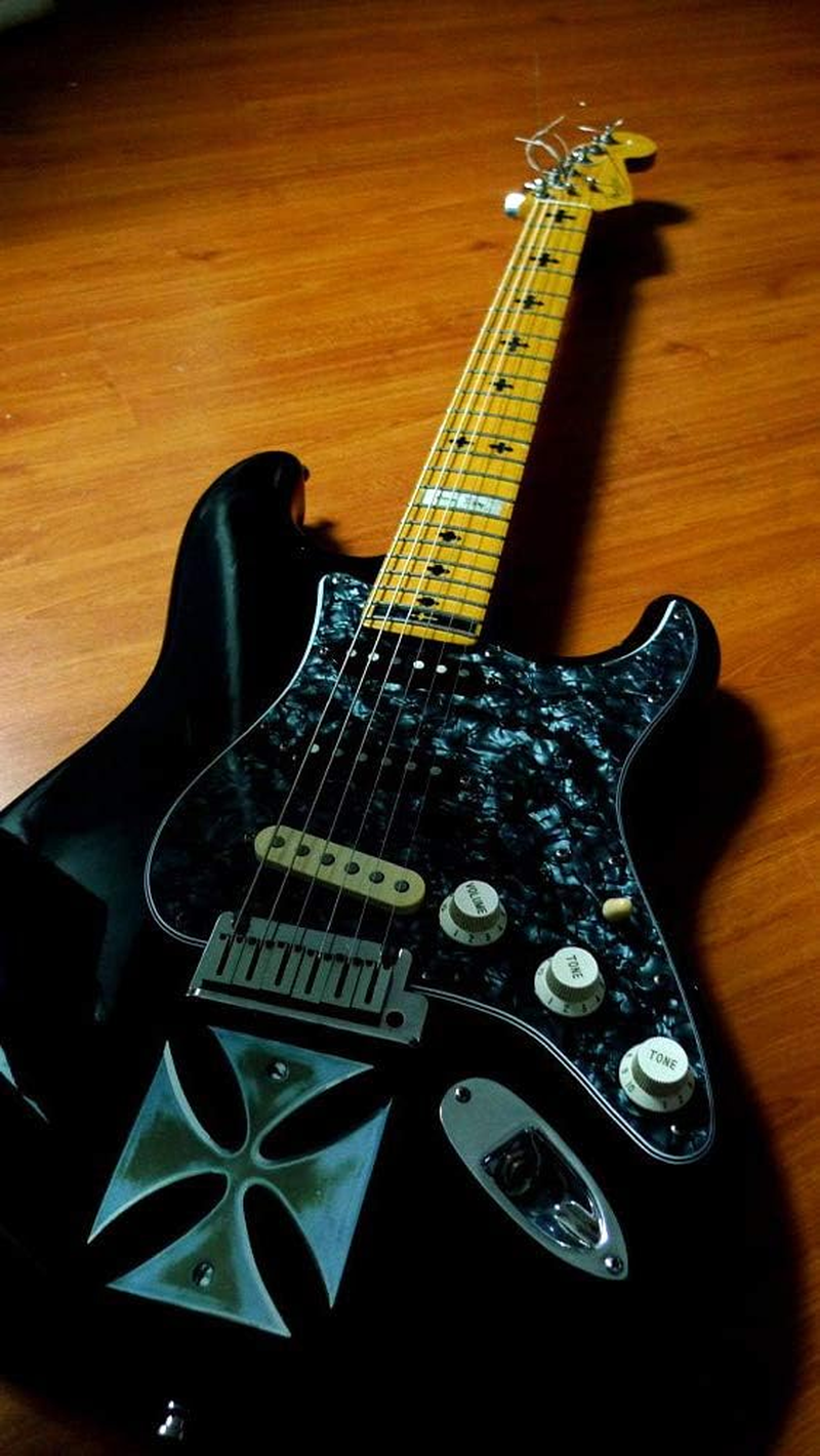 Inlaystickers for Guitars & Bass - James Hetfield (Metallica) Iron Cross, B-139HIC image number 4