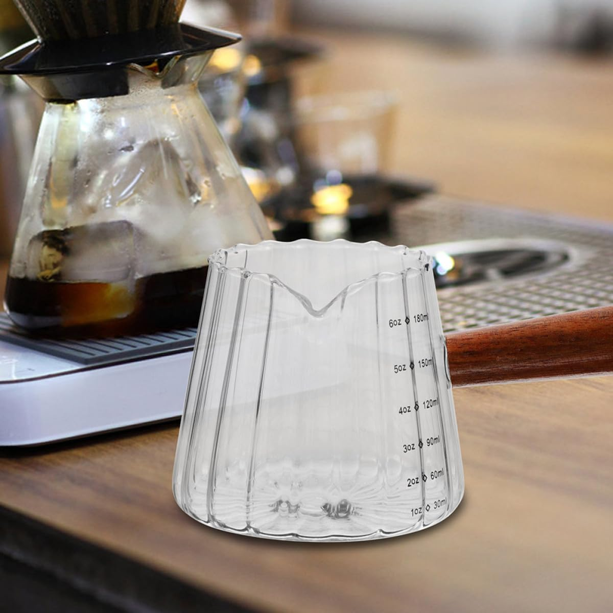 KALLORY 2Pcs Glass Milk Pitcher with Wooden Handle Heat-Resistant Espresso Creamer Cups Multi-Use Glass Coffee Milk Pitchers for Coffee Enthusiasts