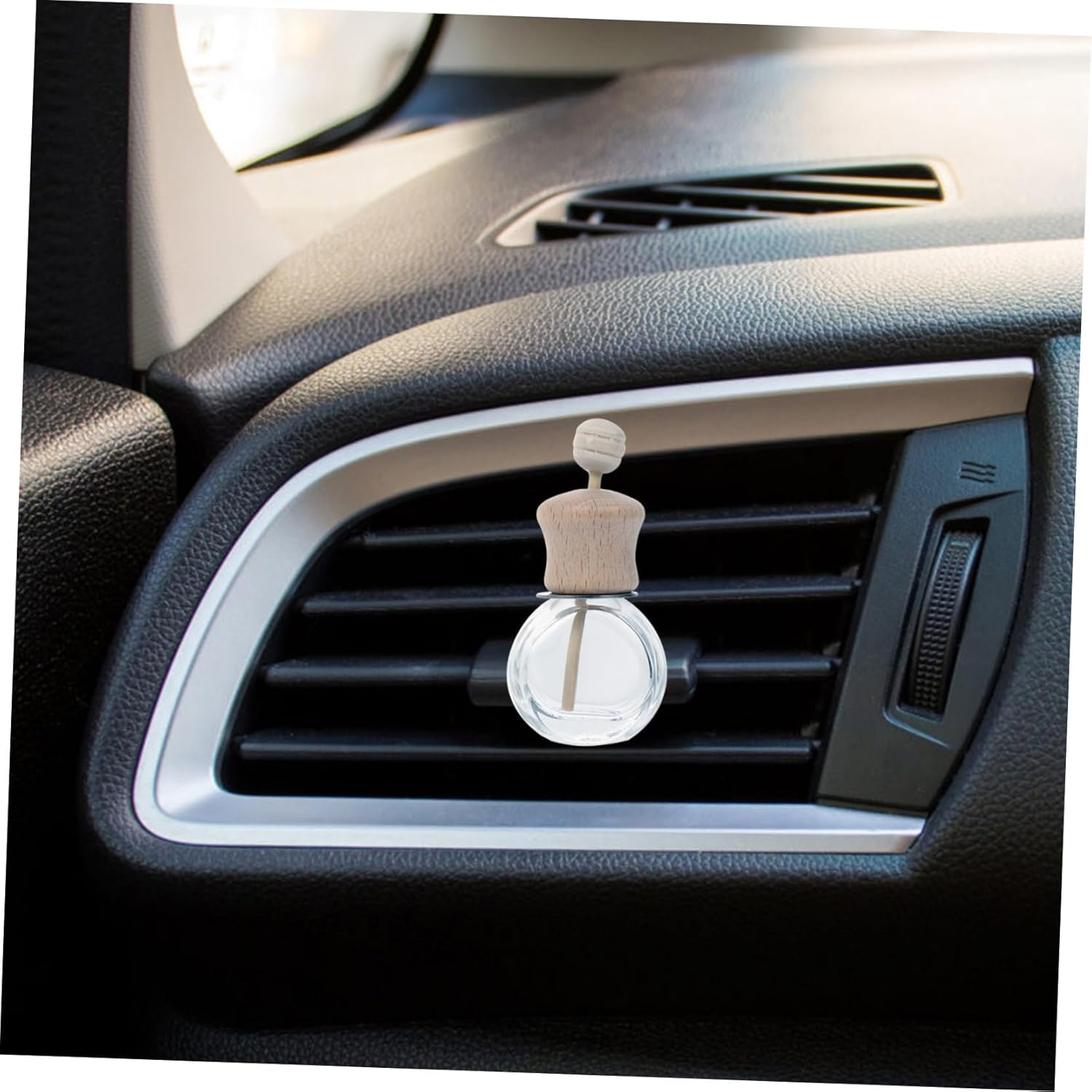 3Pcs Car Diffuser Bottles Essential Oil Aromatherapy Containers Wooden Lid Easy to Install for Refreshing Car Fragrance image number 6
