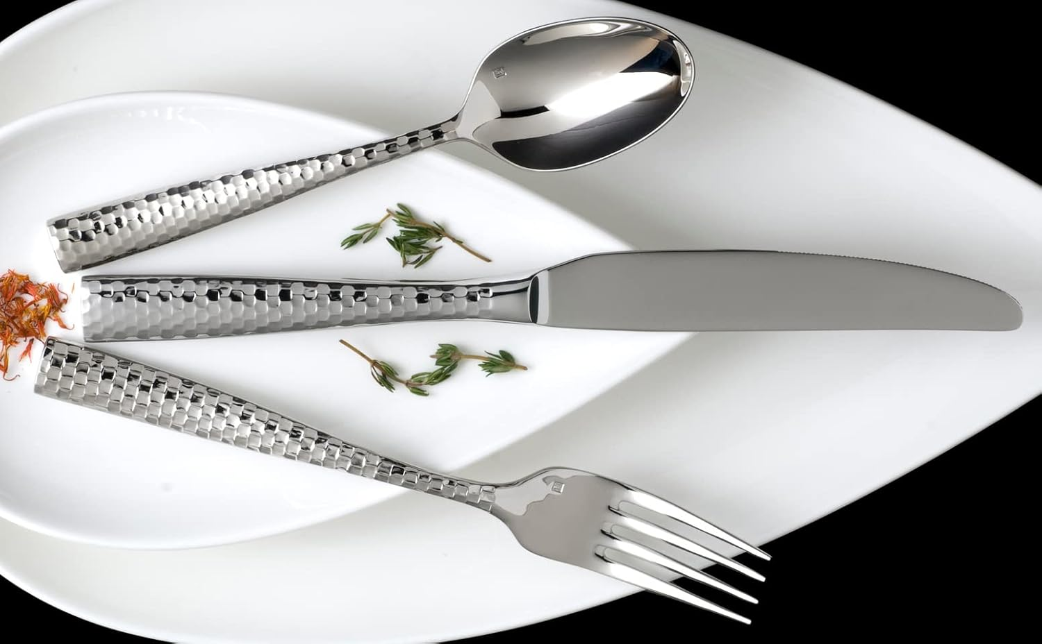 Fortessa Lucca Flatware Set, 20-Piece, Faceted Stainless image number 4