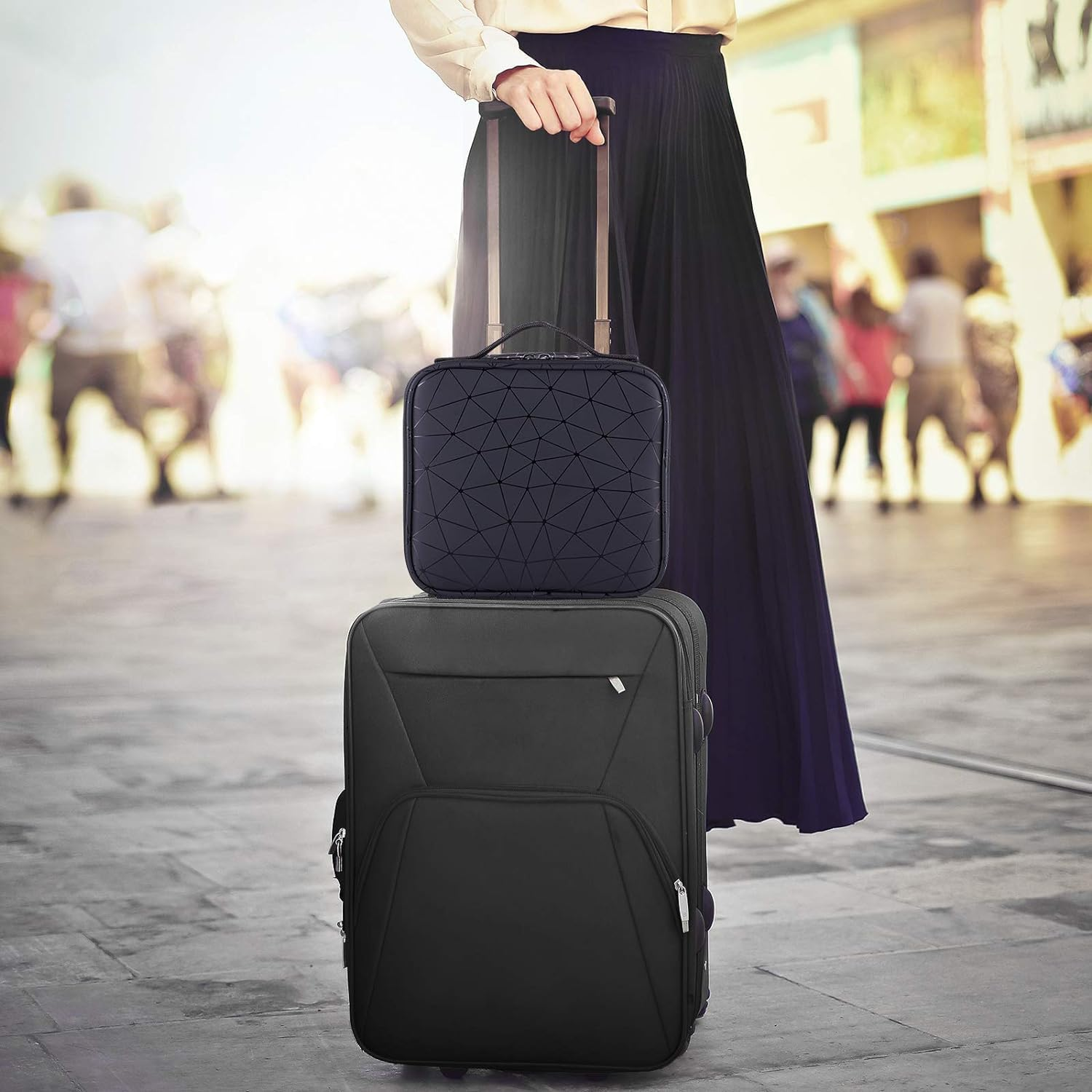 JOVALA Make up Travel Case Large Makeup Bag Cosmetics Train Case Makeup Suitcase with Compartments Toiletries Brush Organizers and Storage Bag (Black) - Black image number 4