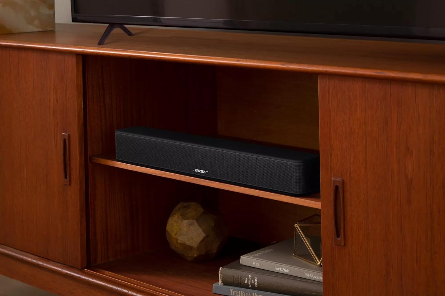 Bose Solo Soundbar Series 2 image number 2