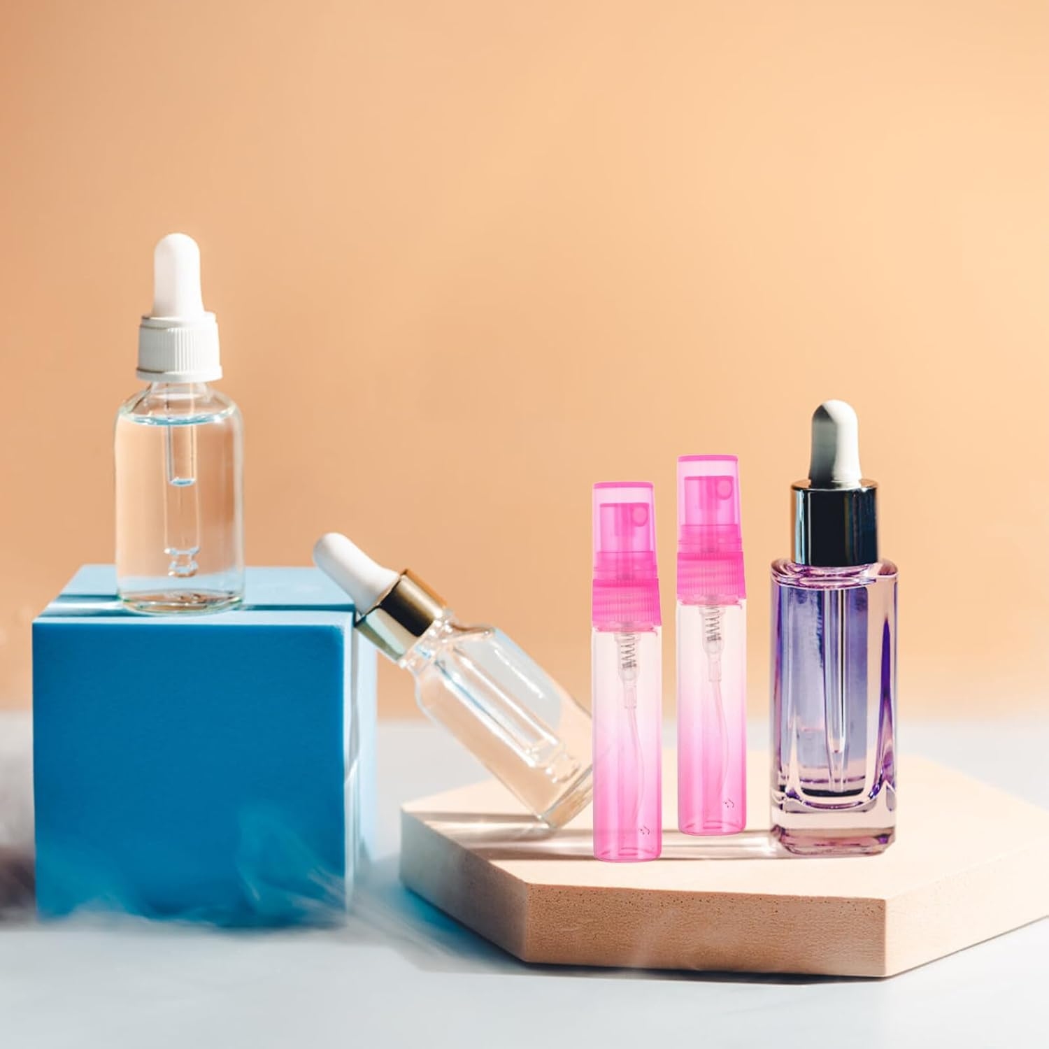 DONFAMDS 30Ml Pink Gradient Glass Perfume Sample Bottles 30Pcs Refillable Mini Spray Atomizers Portable Travel Perfume Sprayers for Women Fragrance image number 5