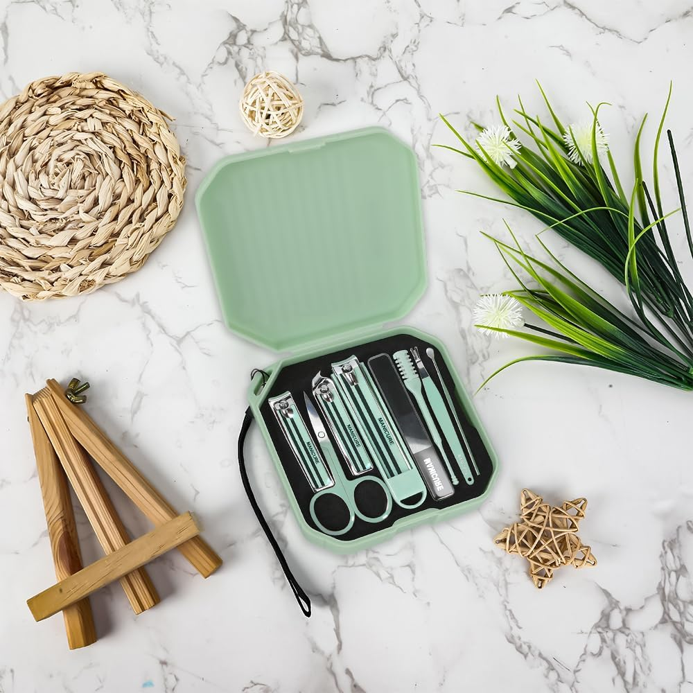 Lmashrbaiw Nail Kit,Nail Clippers,Stocking Stuffers for Adults,Manicure Set,Cuticle Trimmer,Manicure Kit,Christmas Gifts under 10 Dollars for Men Women,Pedicure Tools for Feet,Boyfriend Husband Gifts image number 2