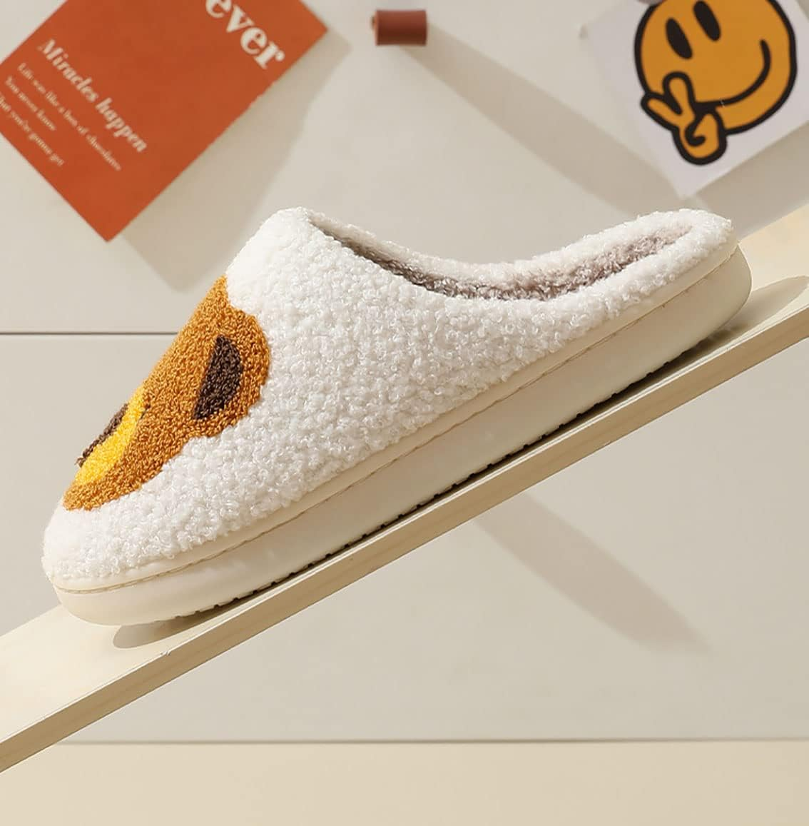 Smiley Face Happy Bear Slippers Women'S Men'S Retro Memory Foam Soft Plush Slippers Warm and Non Slip Home Shoes Embroidered Pattern Slip on Slippers image number 2