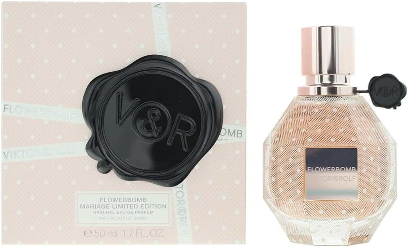 Viktor & Rolf Flowerbomb Spray for Women image number 2