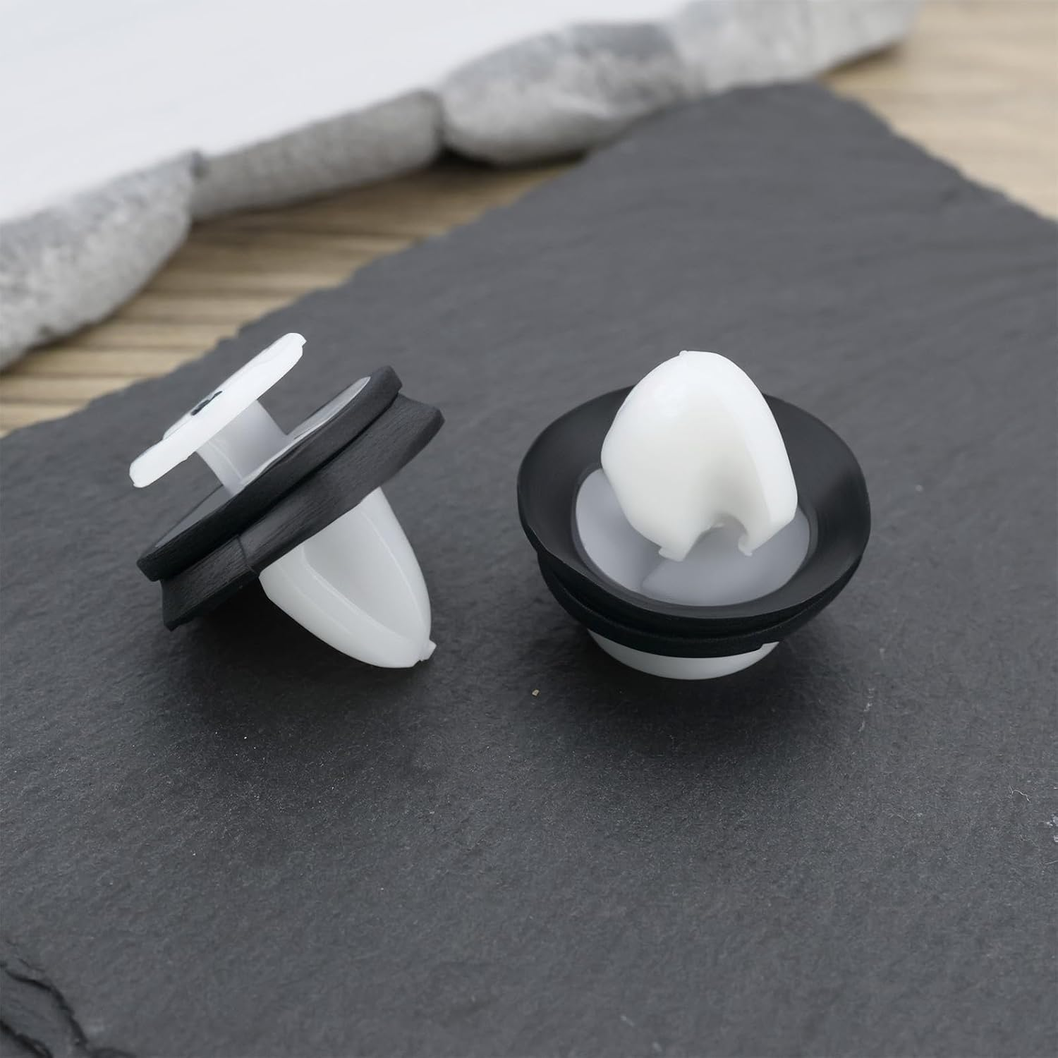 Emsea 20Pcs Car Panel Trim Clips Replacement Part LR006101 Compatible with Range Rover L405 Evoque Discovery 5 Sport and More image number 6