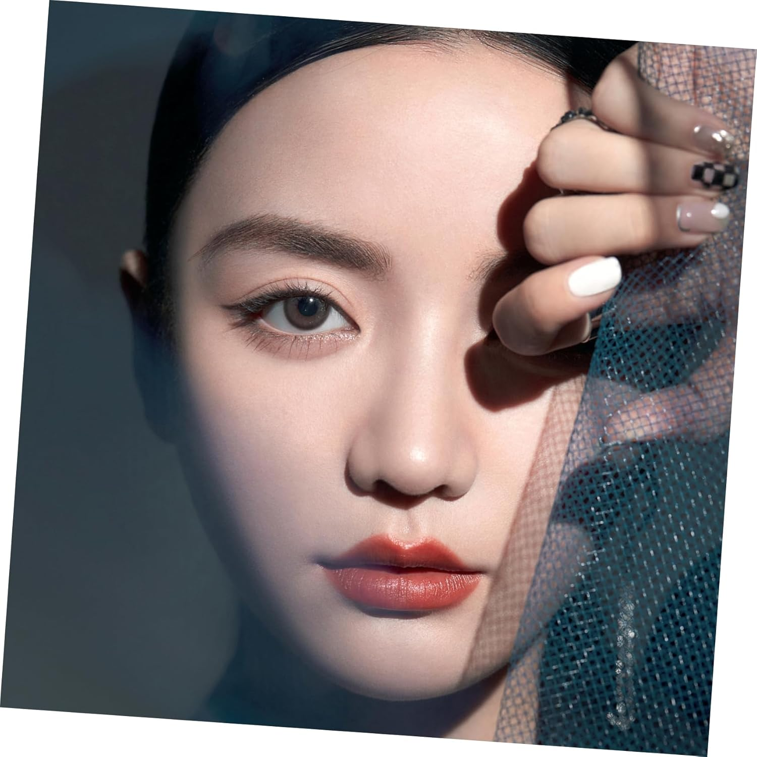 Gatuida 3 Sheets Waterproof 3D Eyebrow Tattoo Stickers Peel off Adhesive Eyebrow Transfers for Natural Look Suitable for Daily Makeup and Special Occasions image number 5