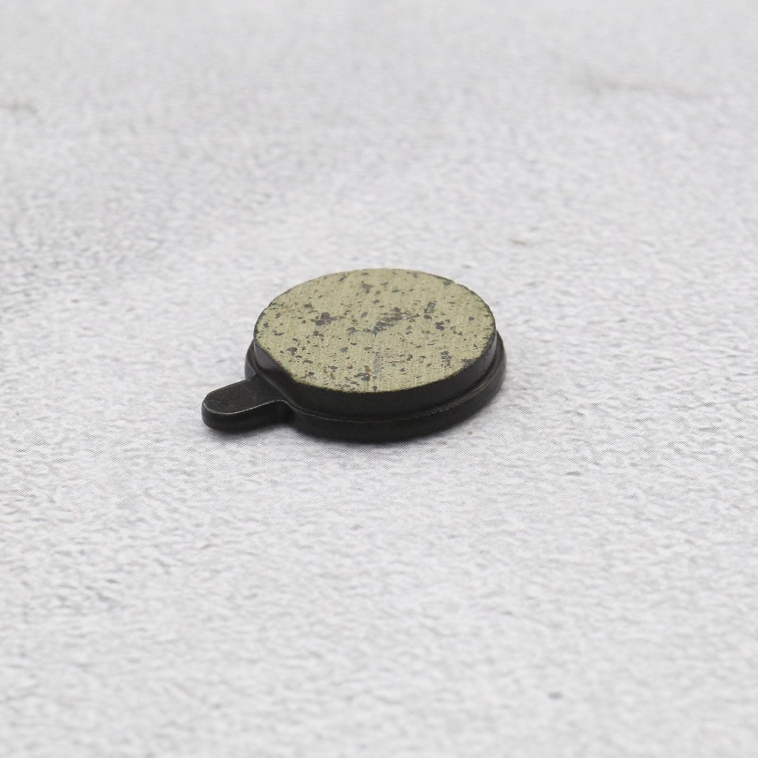 Emagtech 2 Pairs Brake Pads Compatible with Xiaomi M365 Pro/Pro 2 Electric Scooter Equipment Spare Parts Replacement Accessories 23X18.5X4Mm image number 2