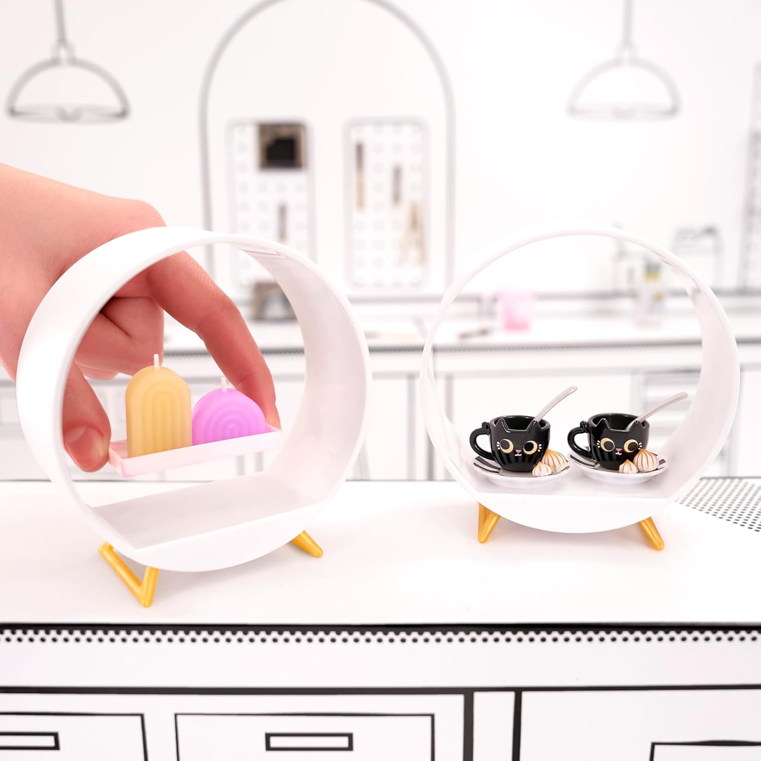 Mga'S Miniverse Make It Mini Lifestyle Series 2 - Mini Collectibles, DIY, Crafts, Resin Play, Replica Items, Moulds, Teapots, Teacups, Candles, Vase - for Collectors, Ages 8+ Years image number 2