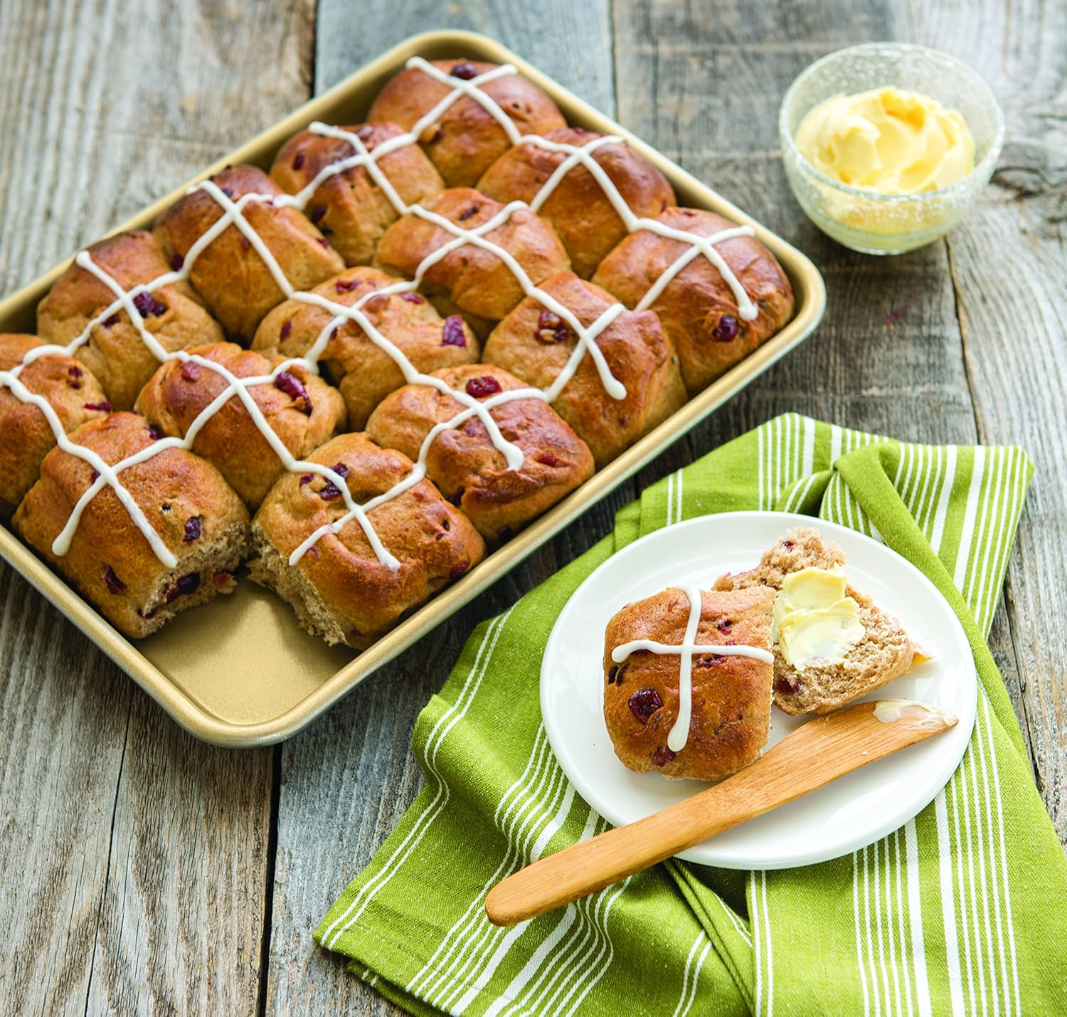 Nordic Ware Naturals Nonstick Quarter Sheet Baking Pan, 2-Pack