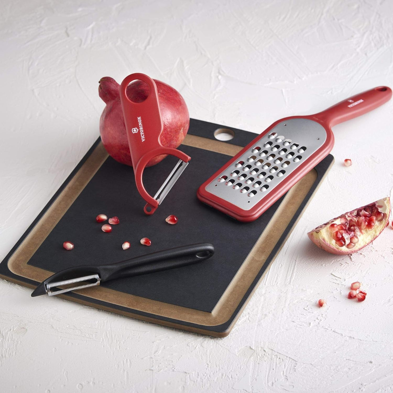 Victorinox Universal Peeler, Black image number 6