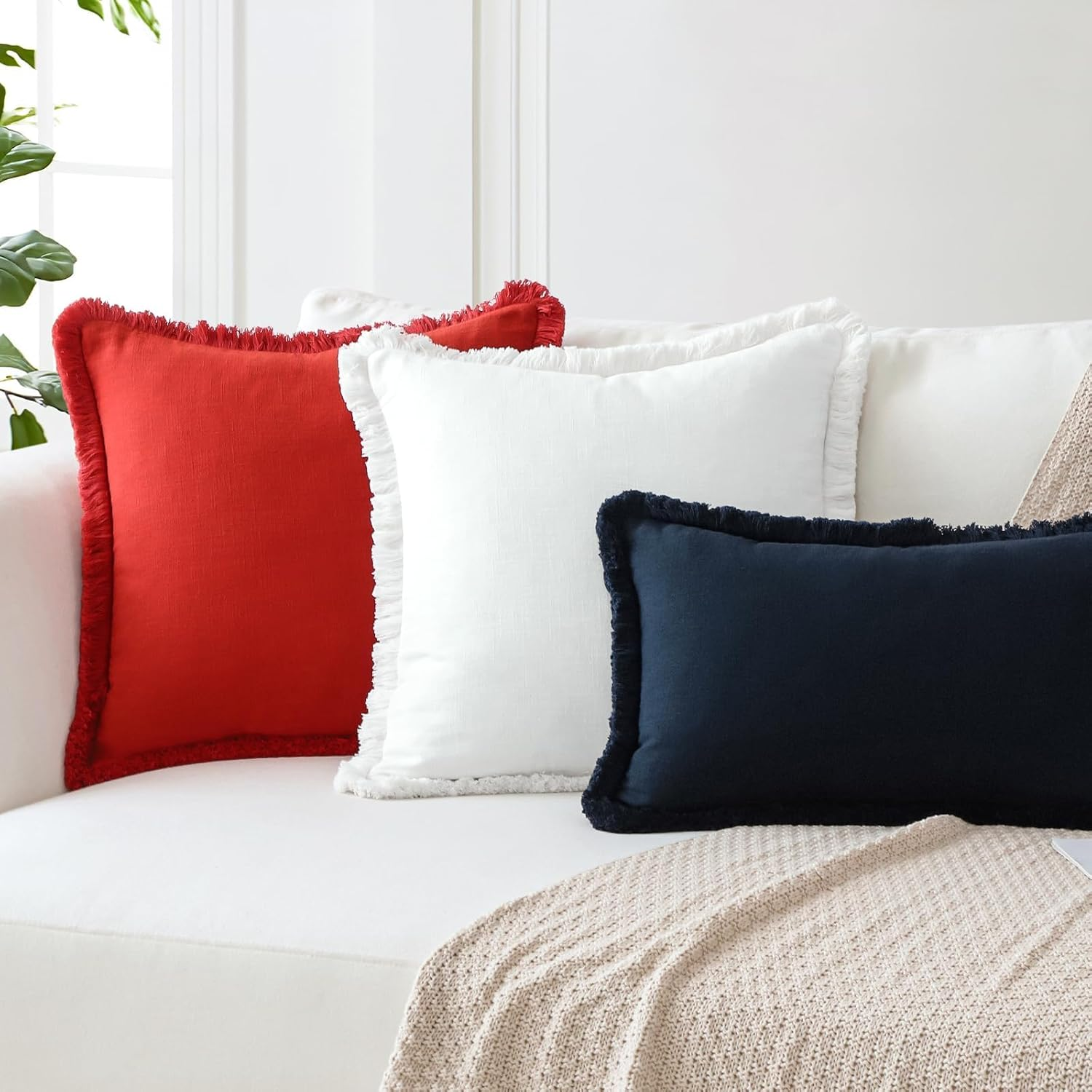 Set of 2 Decorative Fringe Throw Pillow Covers Cozy Boho Farmhouse Cushion Cover with Tassels Soft Accent Pillowcase for Couch Sofa Bed Living Room Home Decor,50Cm&times;50Cm,White - Green image number 4