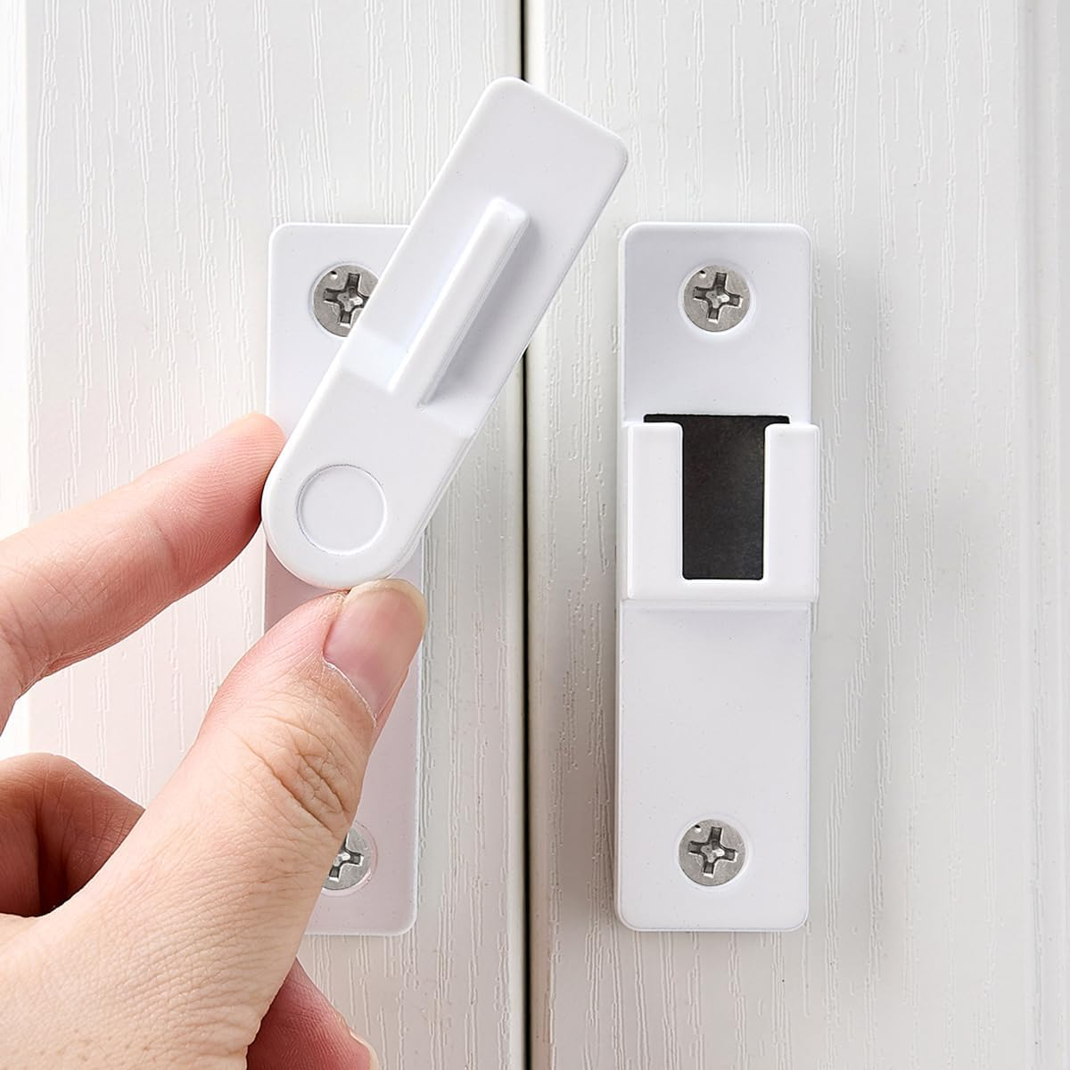 INIRET 180 Degree Flip Latch, Barn Door Latches，White Zinc Alloy Barn Gate Flip Door Latch,Sliding Door Antique Lock Gate Latches Wine Cabinet Closet Door Latches，White Finish image number 4