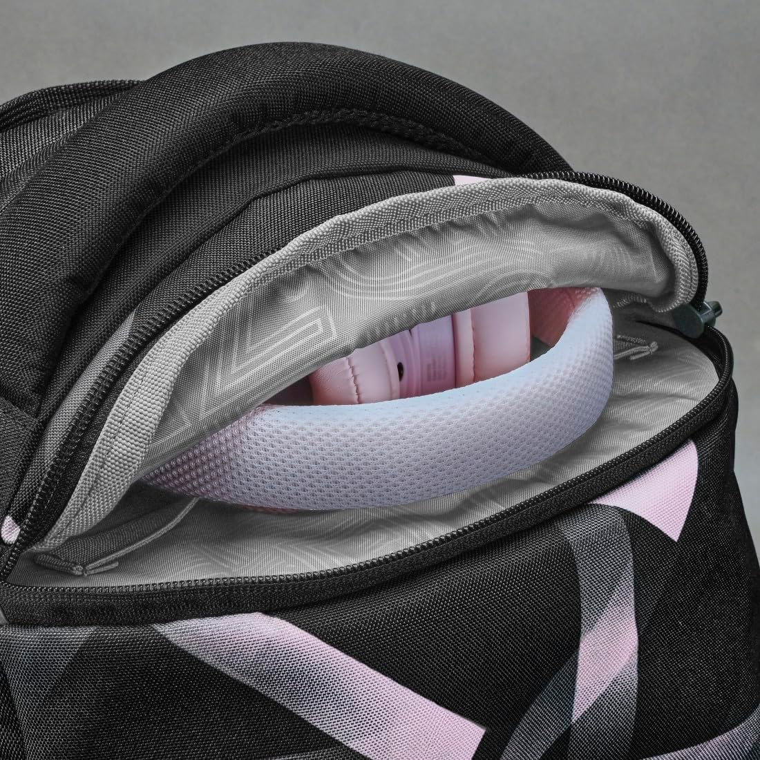 Hama, Freedom Lit III Bluetooth Headphones, On-Ear, Foldable, with Microphone, Rose image number 4