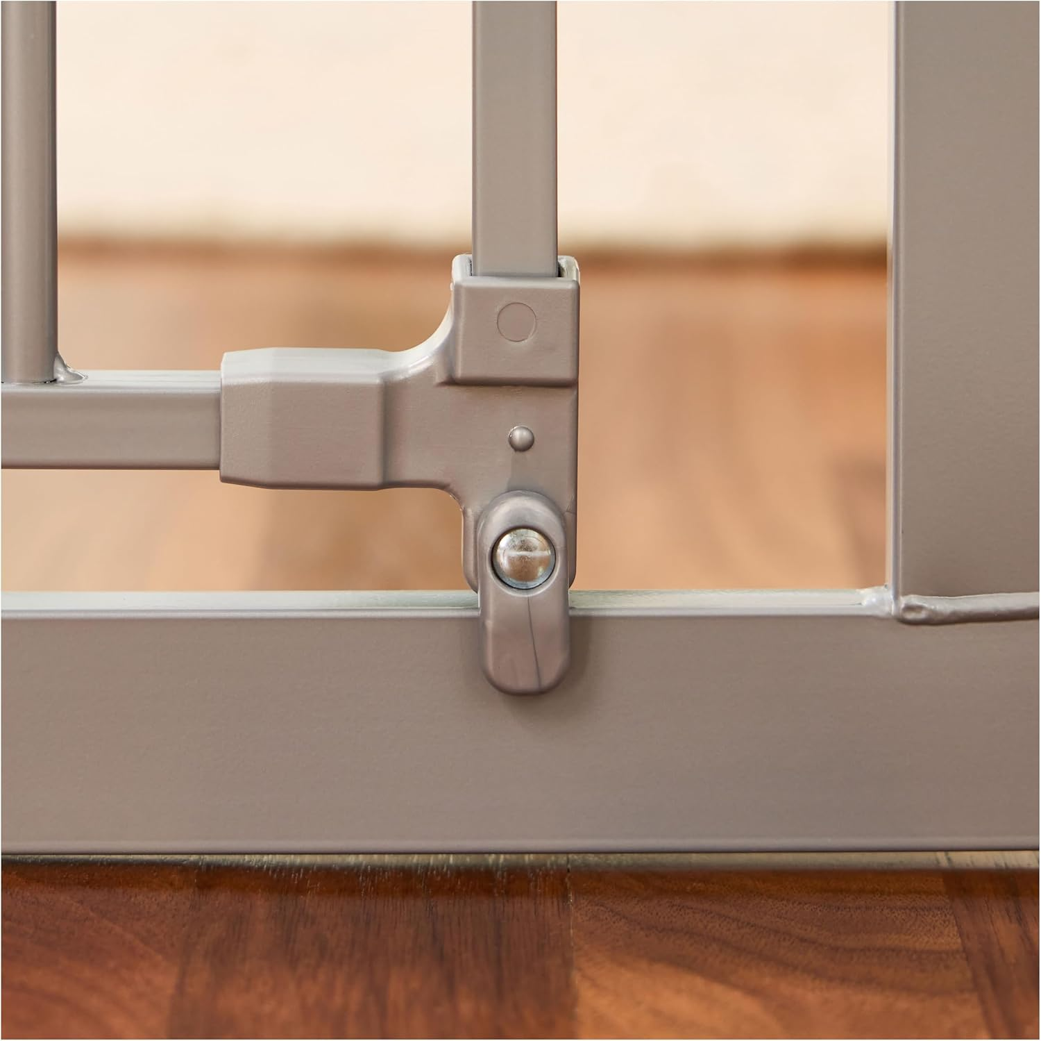 Regalo Easy Step 51 Inch Extra Wide, Platinum