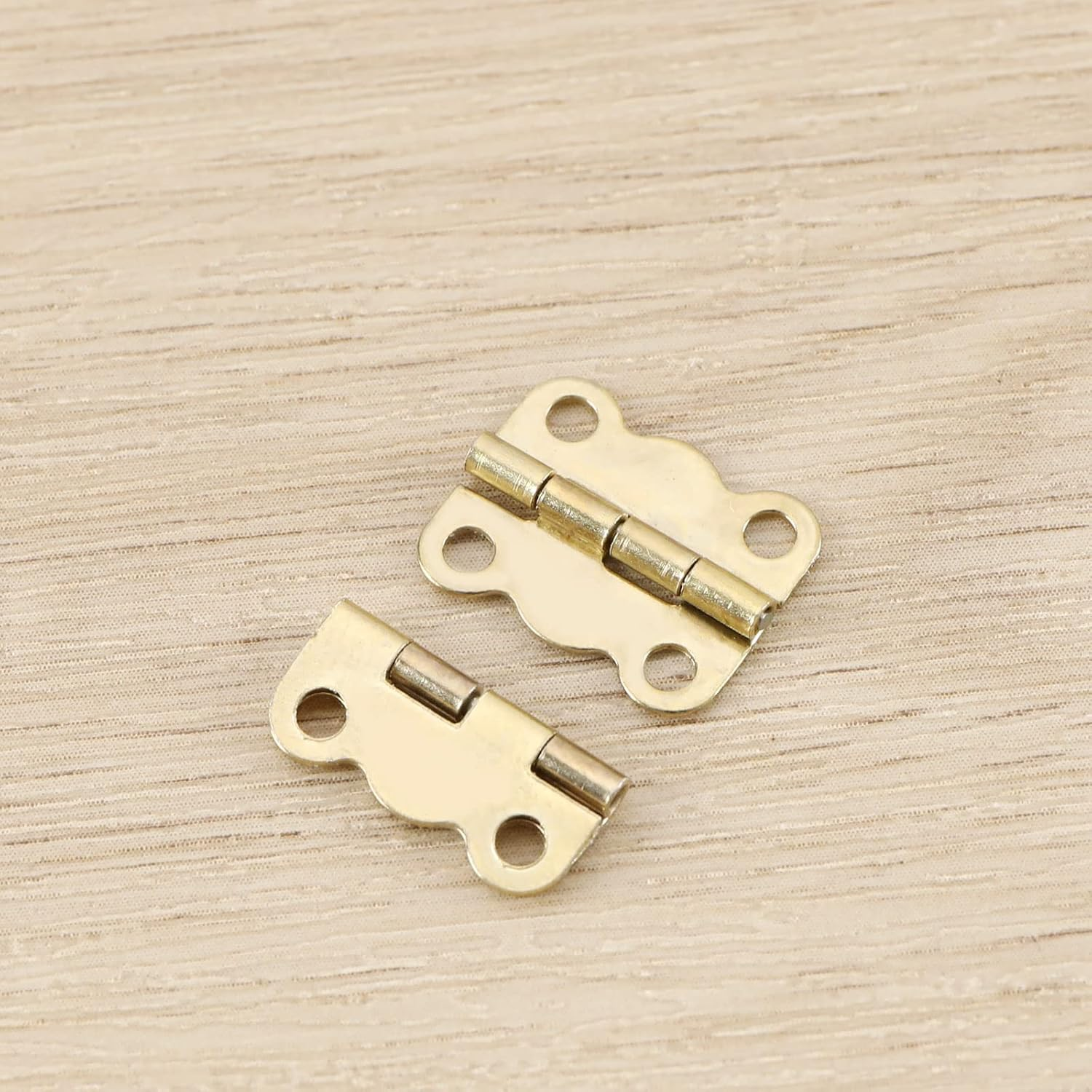 Ecsing 50Pcs Vintage Butterfly Hinge Retro with 200Pcs Screws - Replacement Furniture Cabinet Drawer Door Hinges for Wooden Jewelry Box 16X13Mm Gold image number 3