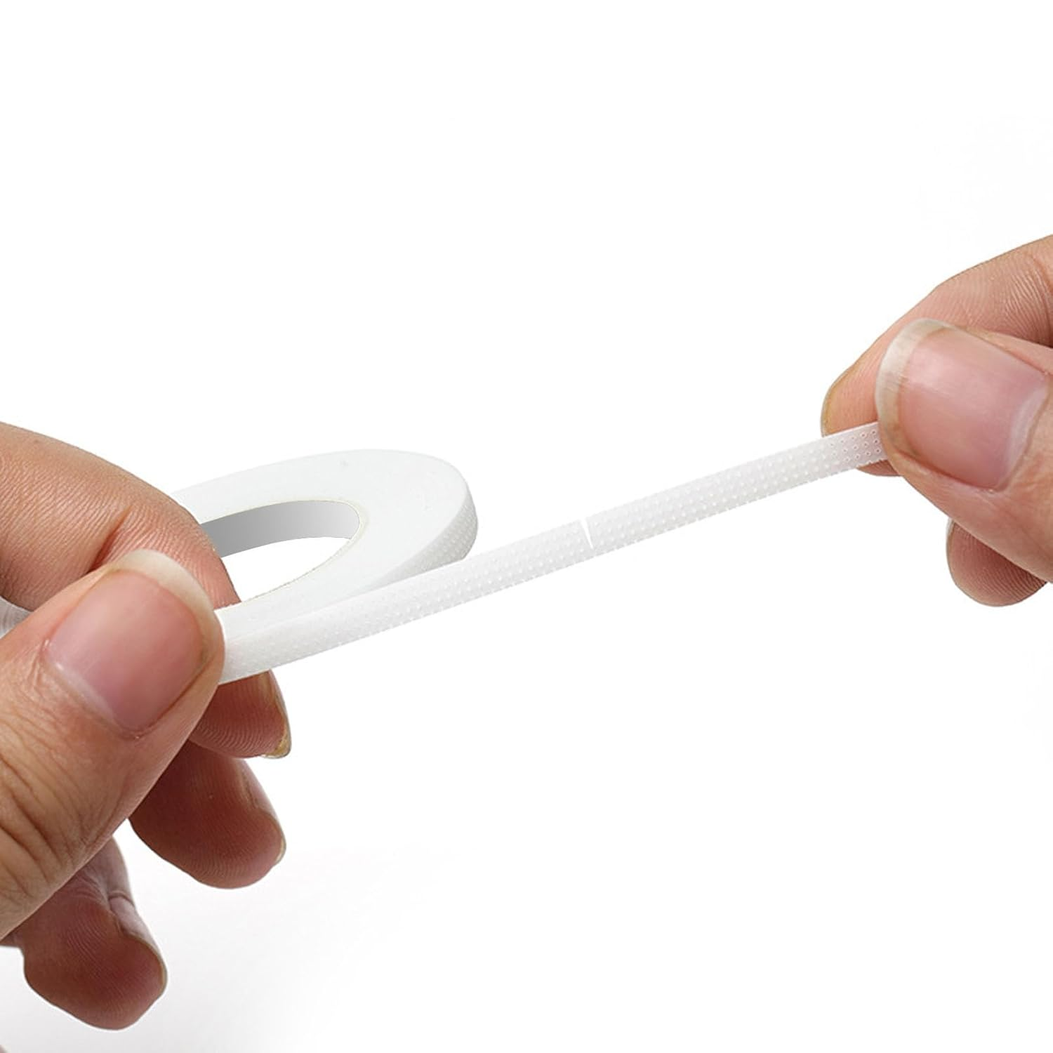 Eyelash Extension Tape 30 Rolls PE Elastic Point Break Design Lash Extensions Tape Easy for Beauty Salon Use image number 6