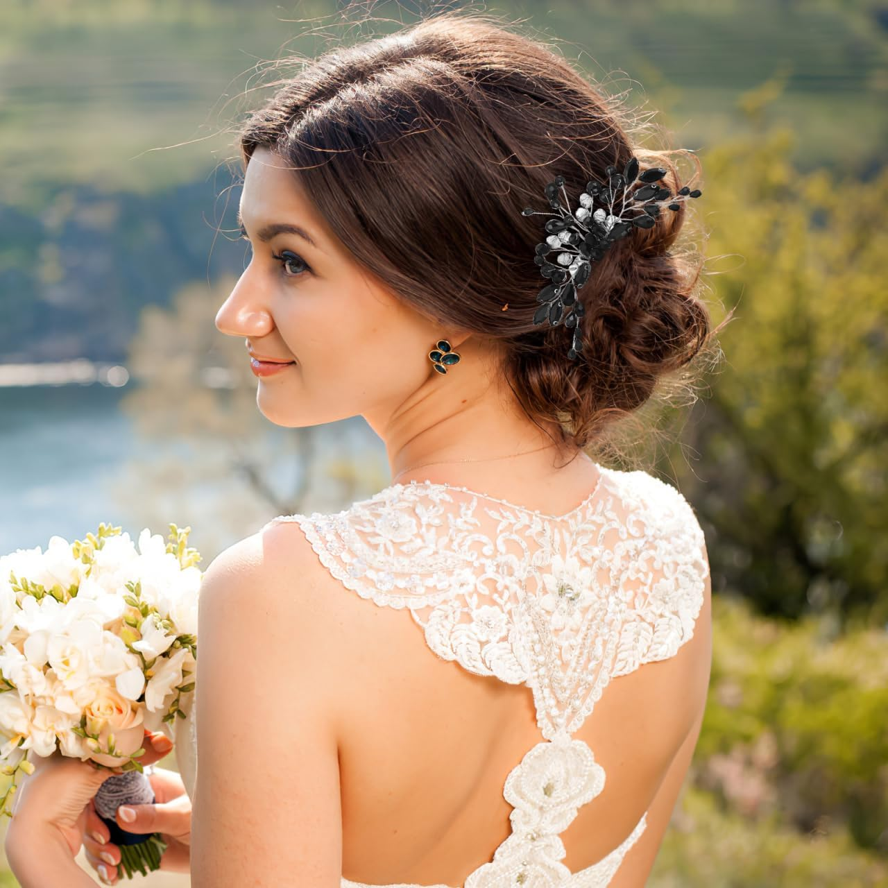 Iplusmile Black Rhinestone Hair Comb for Women Elegant Bridal Sparkling Side Comb Wedding Hair Accessories Fashion Accessory for Wedding Party