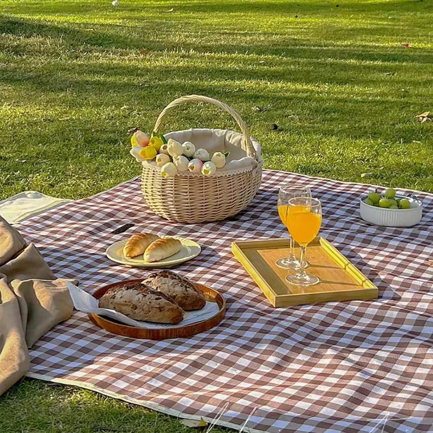 EP Leben Extra Large Picnic Blanket Beach Blankets, 80''X80'' Picnic Mat Waterproof Sand Proof Foldable Portable for Outdoor Camping Hiking Travel Grass Park Music Festival Lawn Mats (Brown) - Yellow image number 5