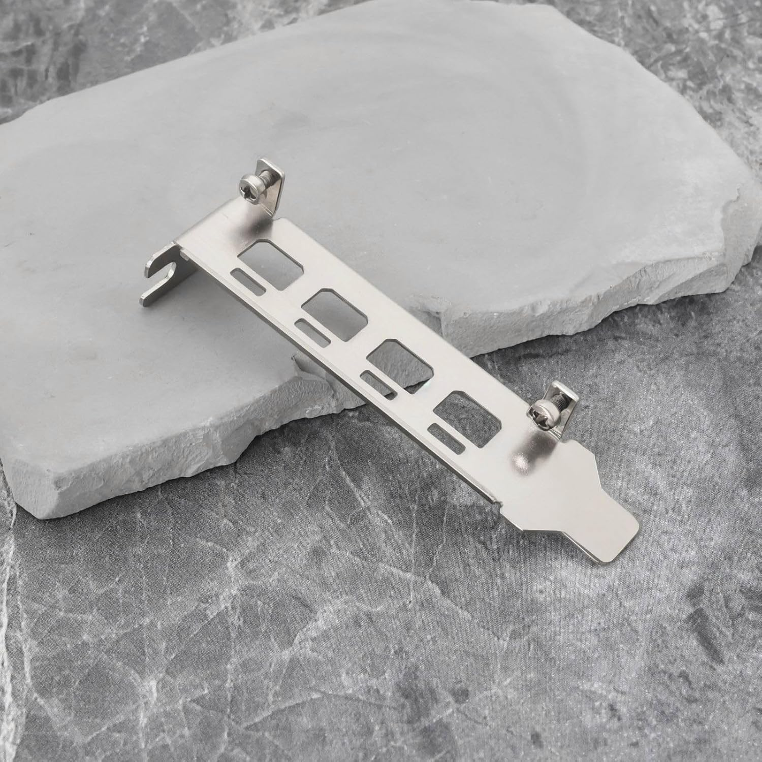 SING F LTD 2PCS Low Profile Graphics Card Bracket Compatible with NVIDIA Quadro K1200 NVS510 P600 P620 P1000 T600 T1000 79.6X18.8Mm with Screws Silver image number 1