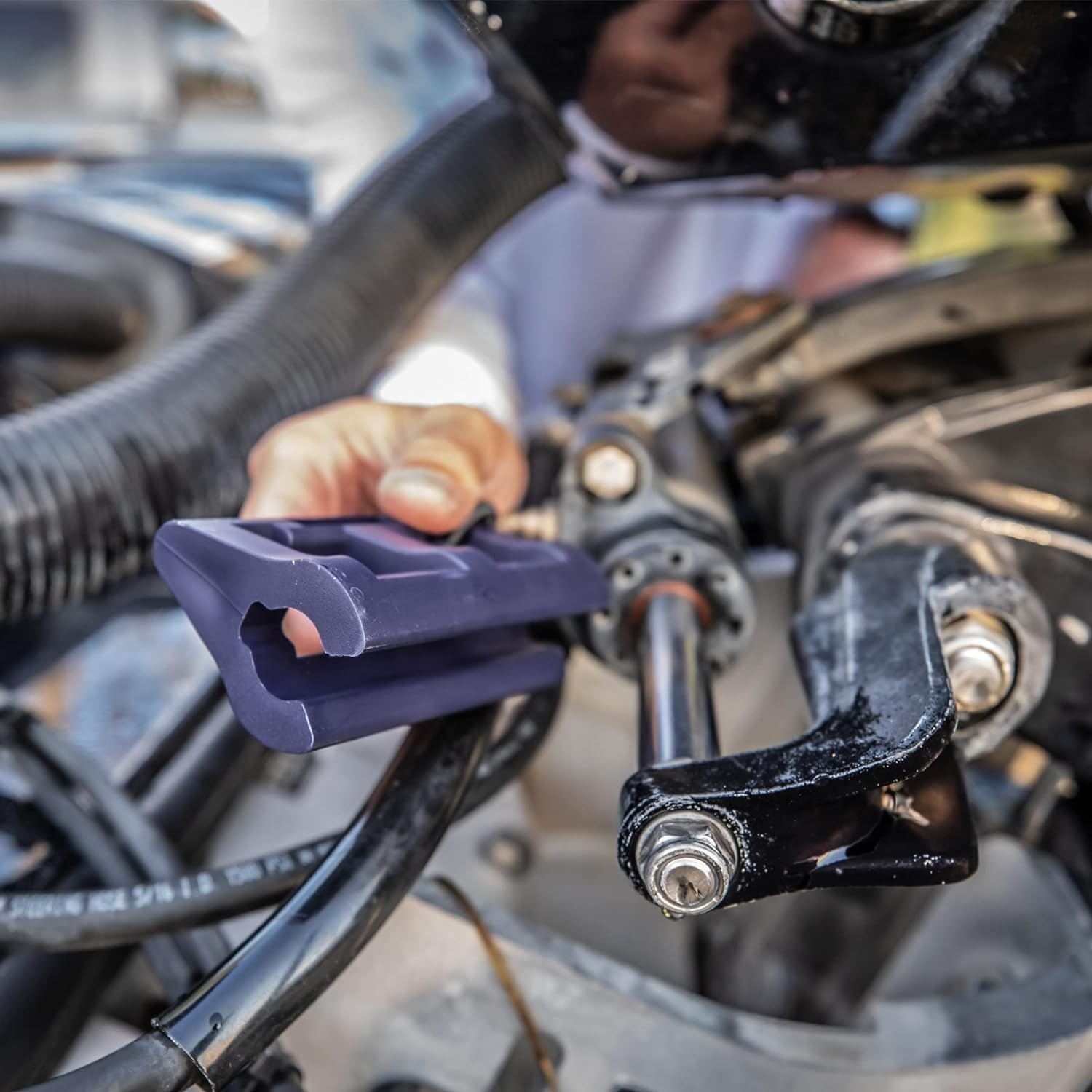 T-H Marine Supplies 4" Steer Stop Outboard Hydraulic Steering Lock image number 4