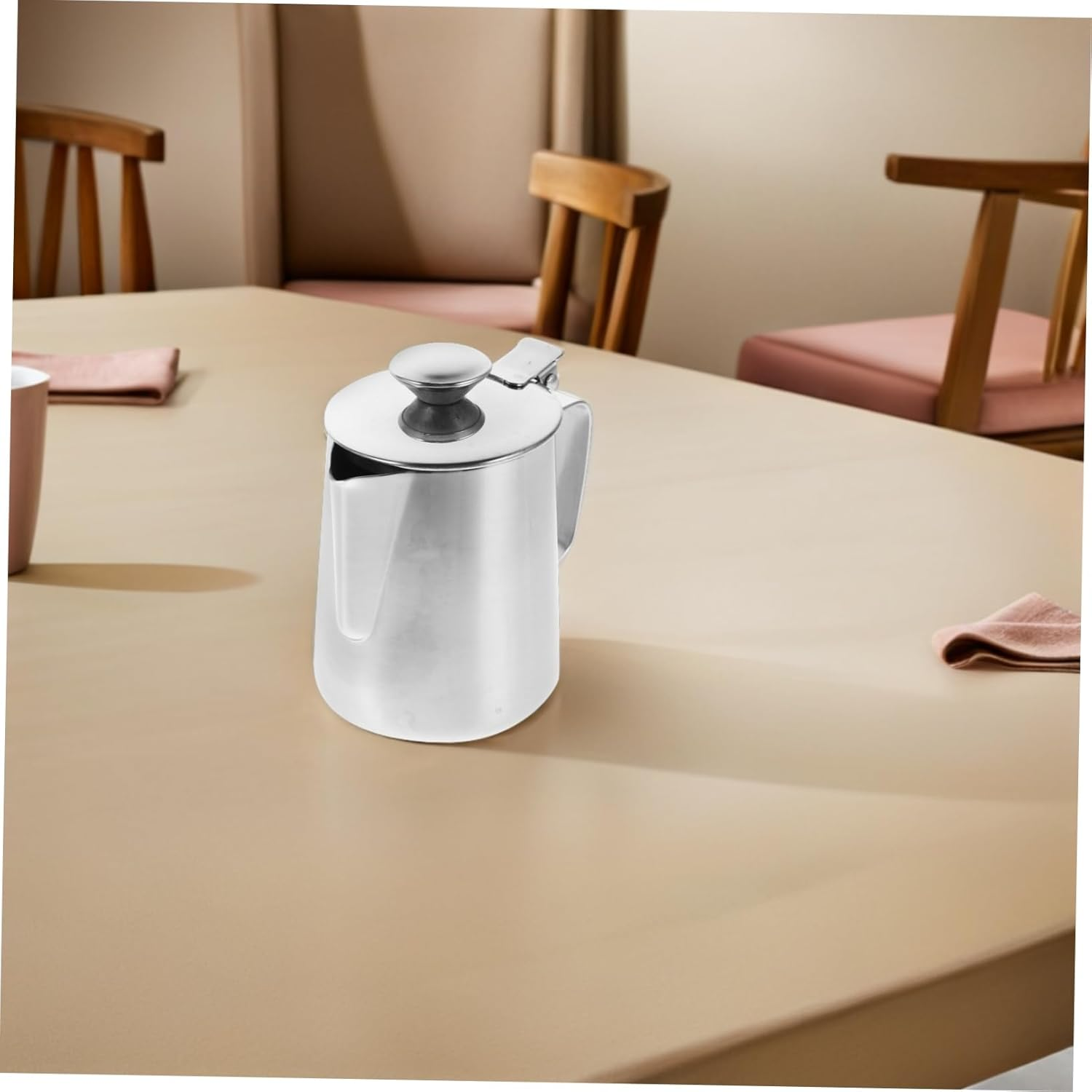 Stainless Steel Milk Frothing Pitcher with Lid Easy Clean Frother Cup for Latte Art Precise Pour Spout for Espresso Machines for Coffee Shops and Home Brewing image number 4