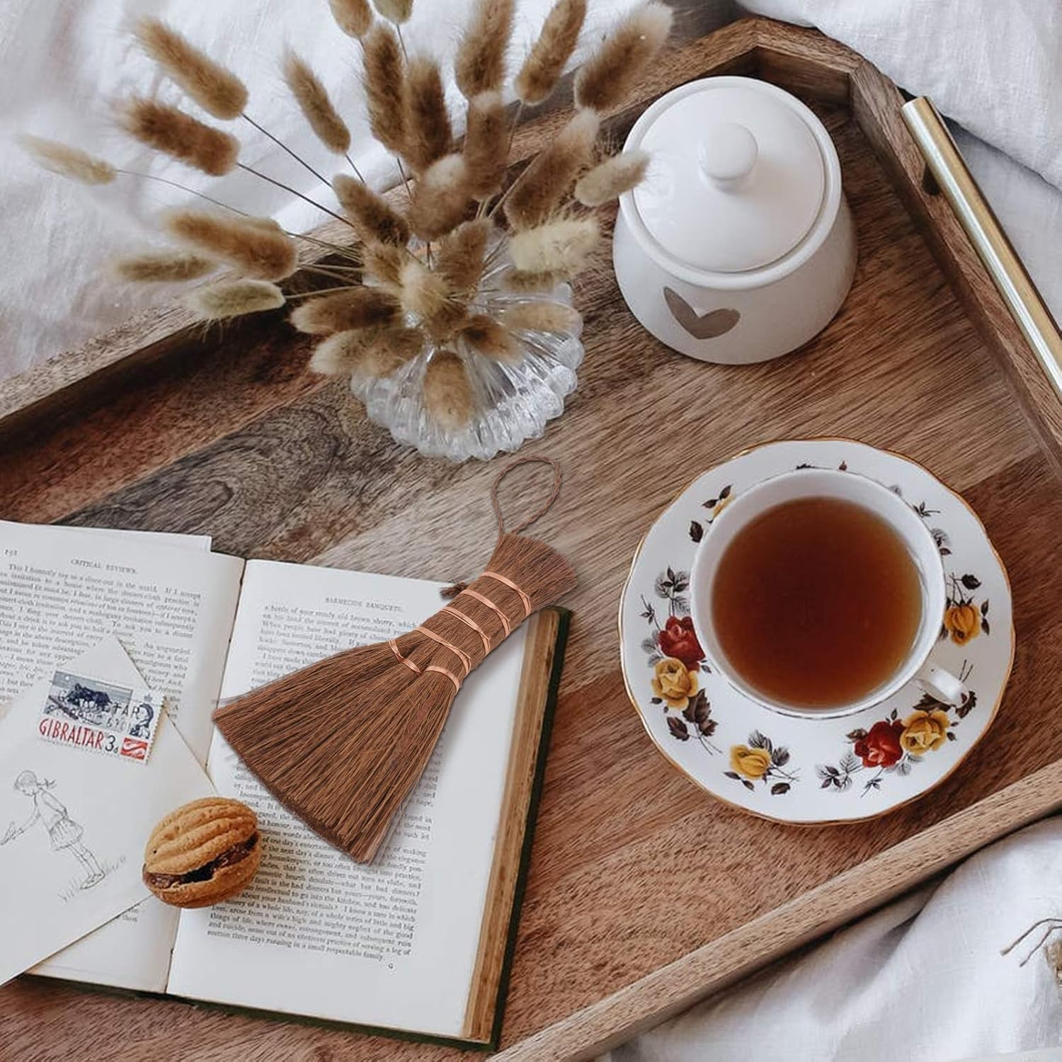 1Pc Mini Brown Broom,Mini Shape Broom Delicate Corner Broom, Mini Palm Broom Natural Material Broom, Small Palm Broom Natural Palm Broom, Multifunctional Broom Desktop Cleaning Tool (14Cm) - 22.5Cm image number 4