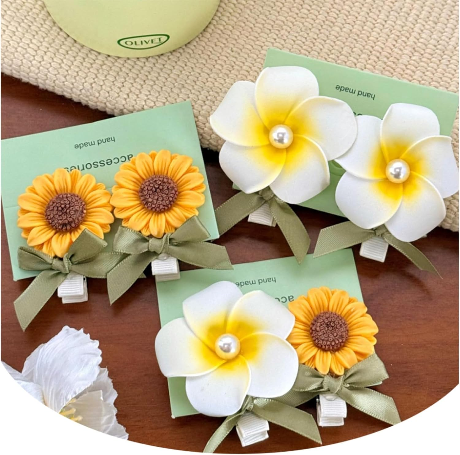 Pack of 4 Hair Clips, Hair Clips with Sunflowers, Stylish Hair Pin with Pearl Ribbons, Hawaiian Flowers Hair Clip for Women, Girls, Summer Beach, Party, Wedding Decoration (Green-V) image number 3
