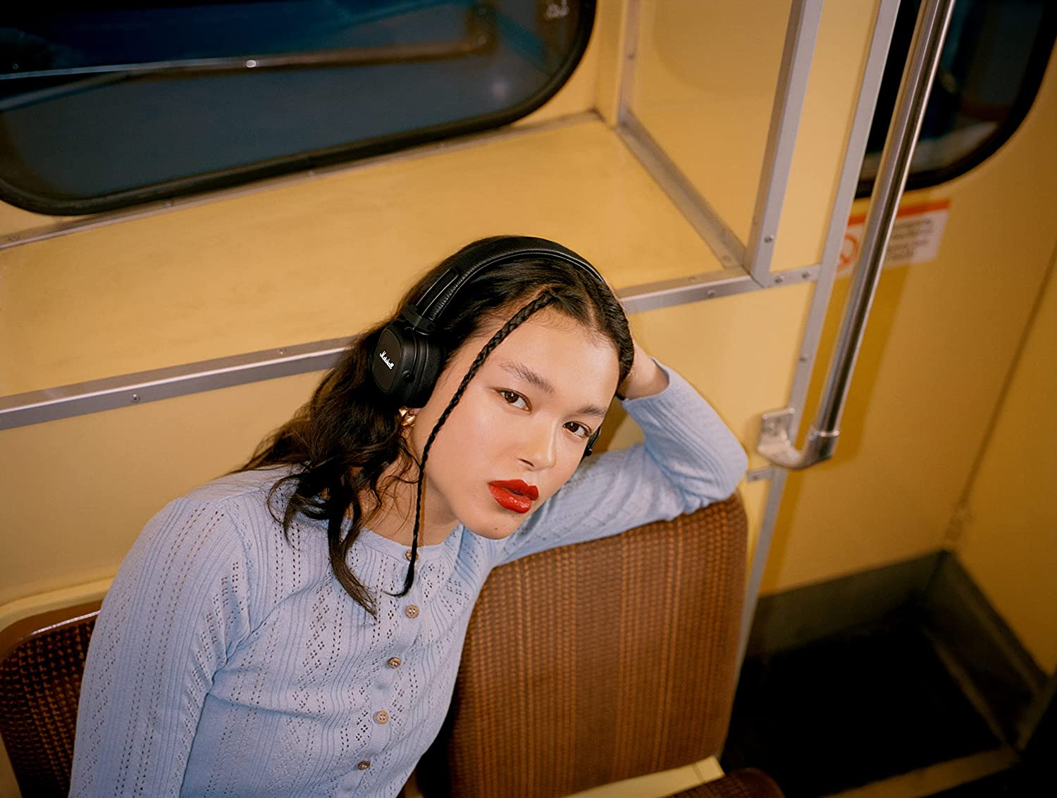 Marshall Major IV Wireless Bluetooth On-Ear Headphones (Black) image number 5