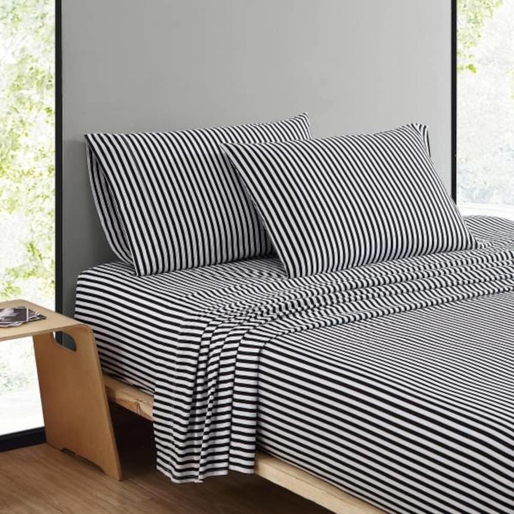 MARIMEKKO - Twin Sheets, Cotton Percale Bedding Set, Crisp & Cool Home Decor (AJO Black, Twin/Twin XL) image number 4