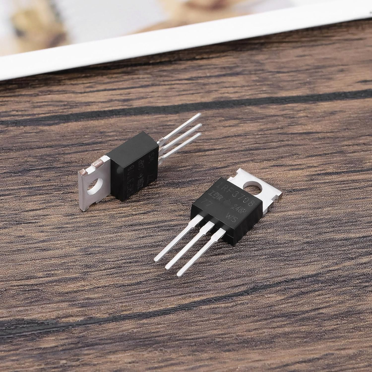 Be in Your Mind 10Pcs MOSFET Transistors IRF3708 MOSFET Transistors N-Channel Power Mosfet Transistor TO220 30V 62A for Electronic Applications